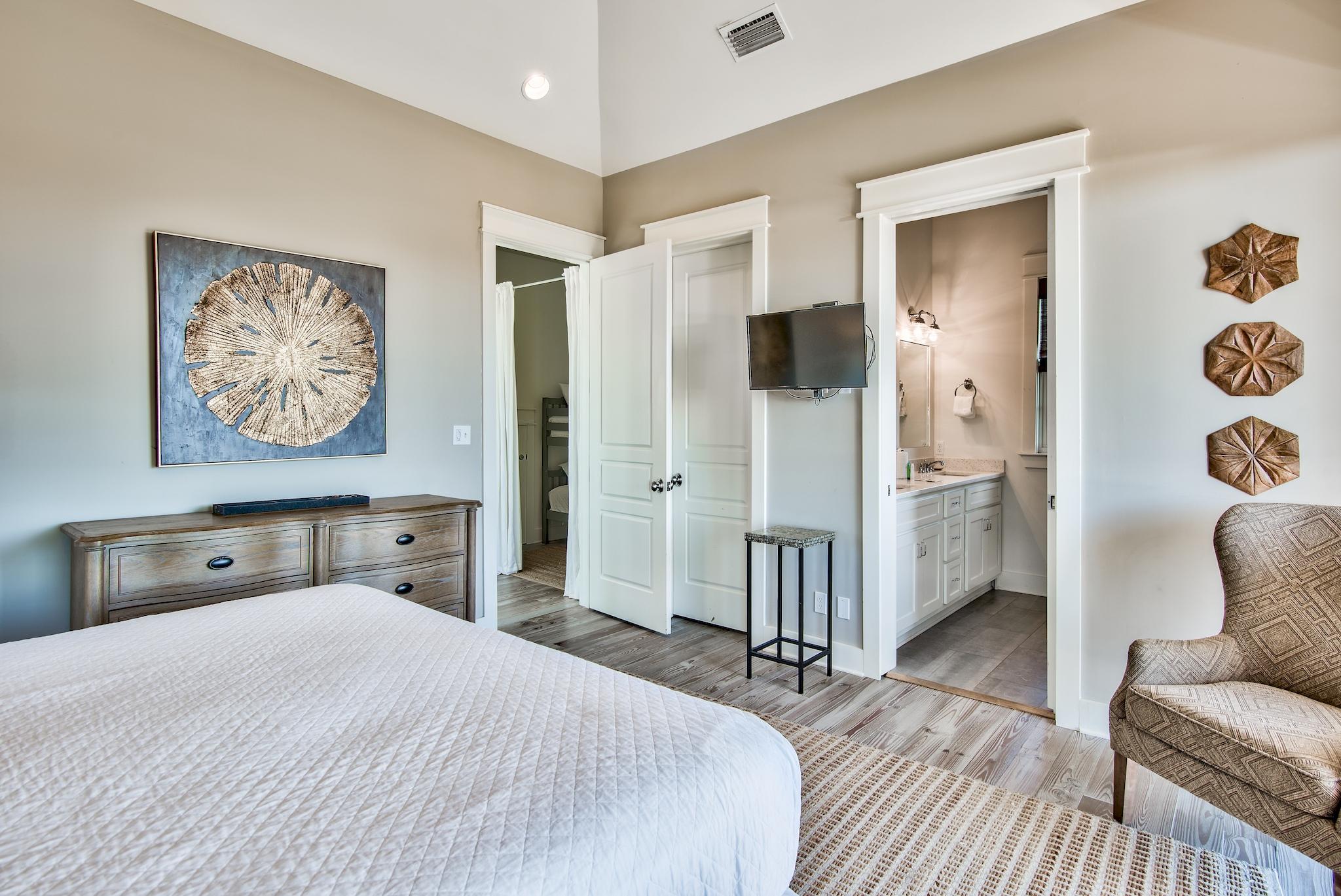 SEANEST VILLAGE - Residential