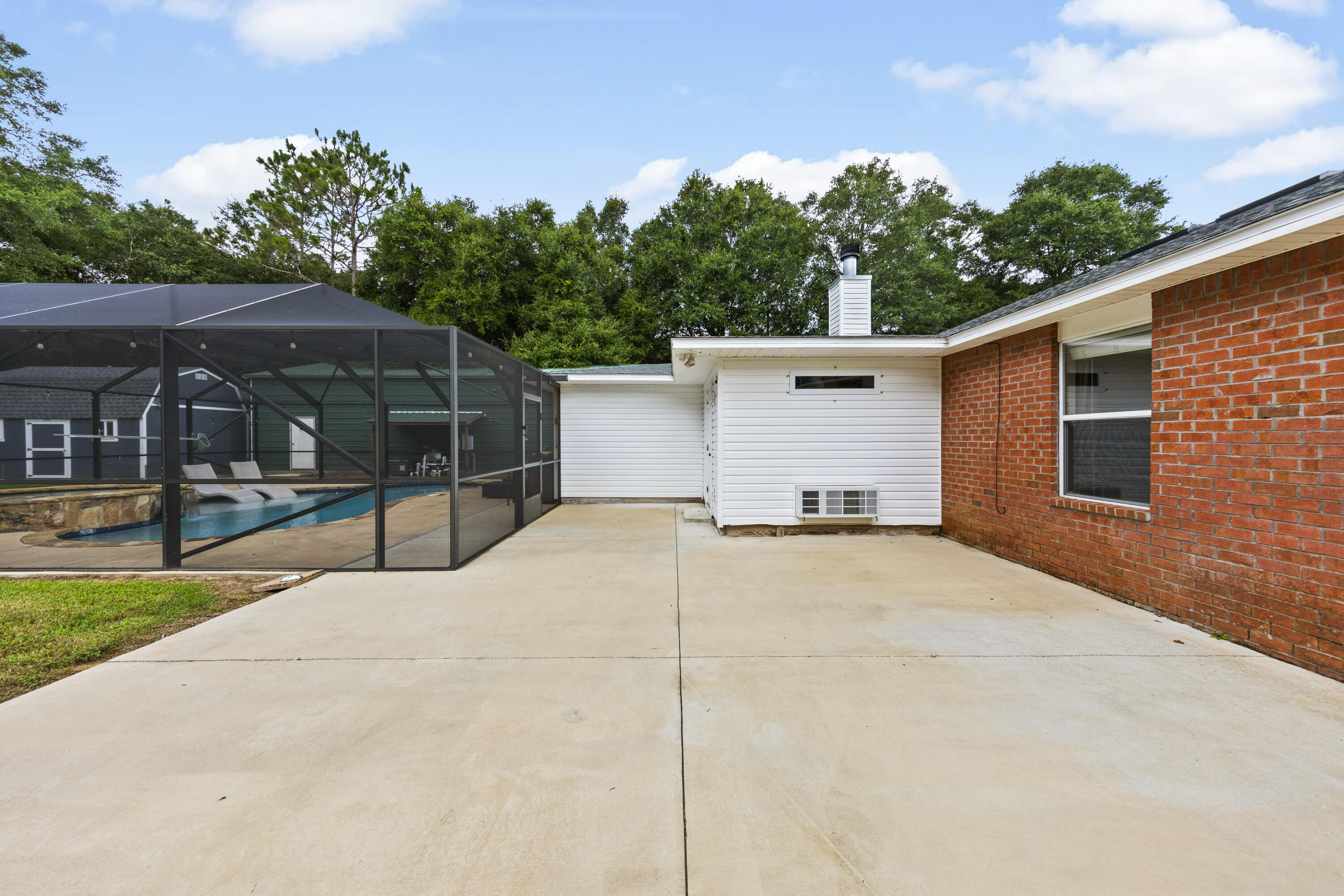 COUNTRYWOOD EST - Residential