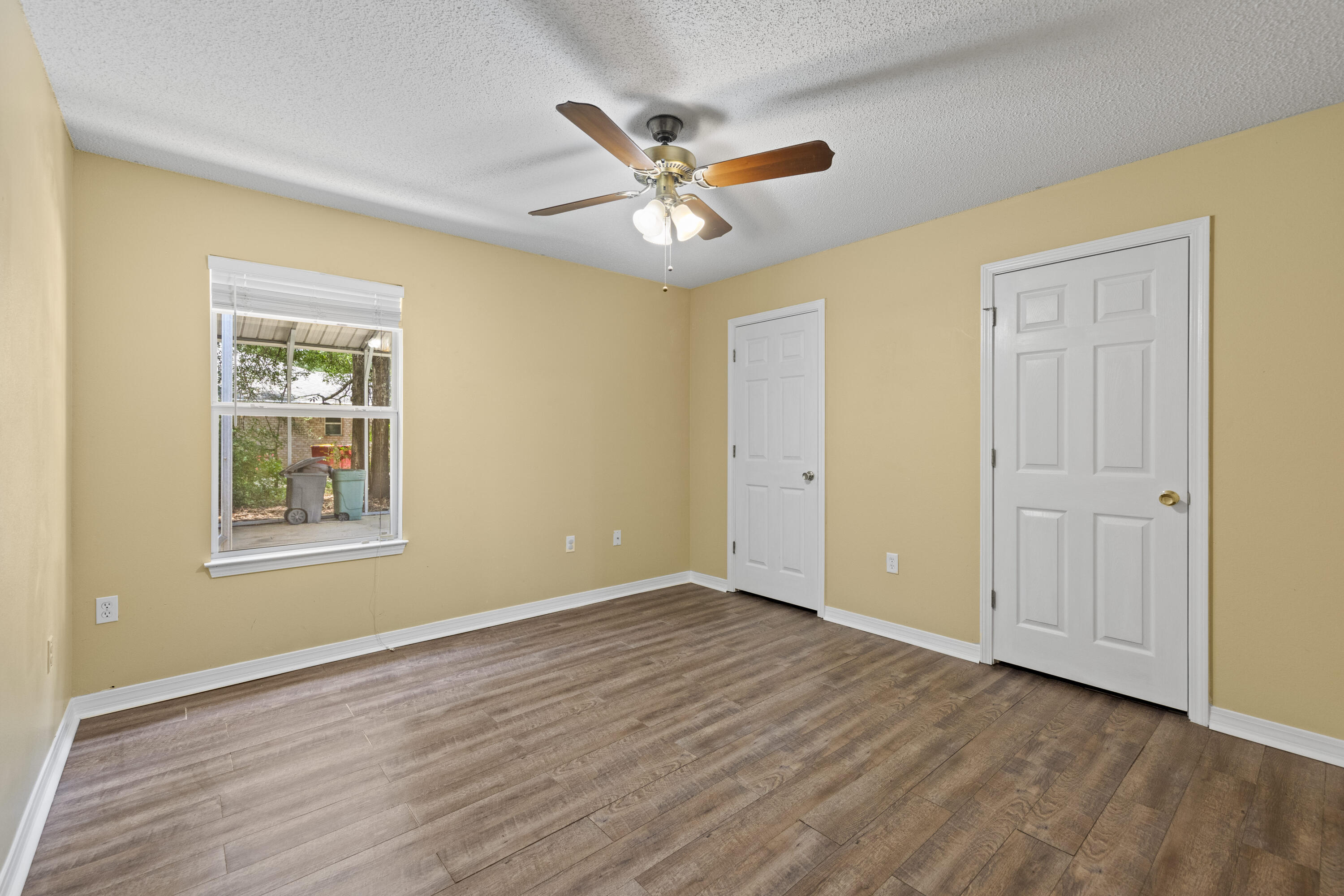 COUNTRYWOOD EST - Residential