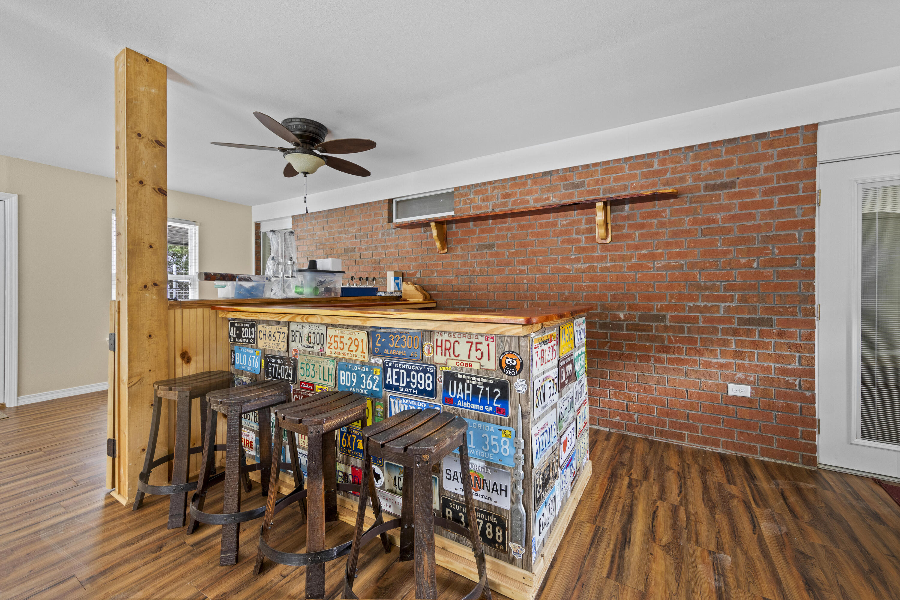 COUNTRYWOOD EST - Residential