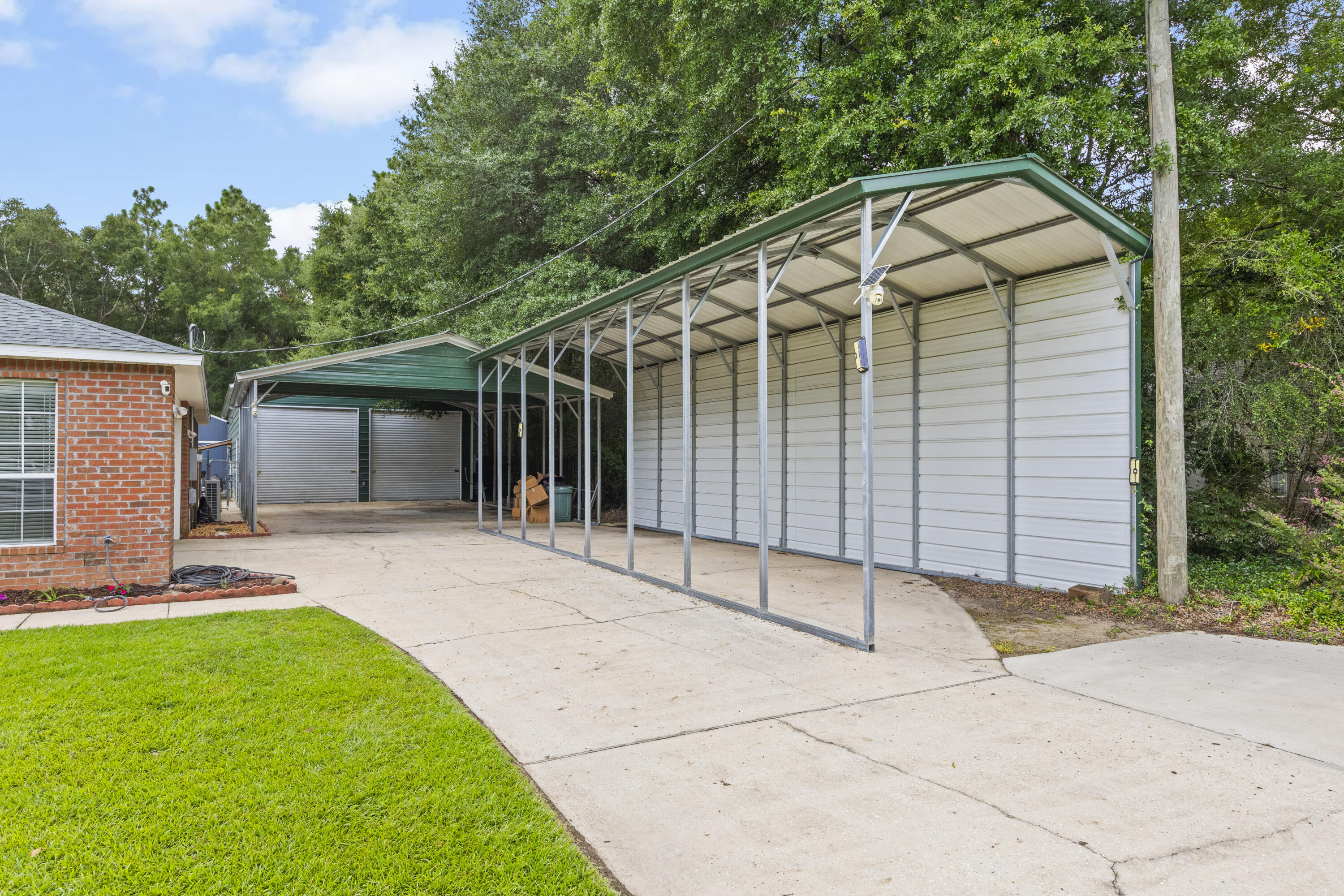 COUNTRYWOOD EST - Residential