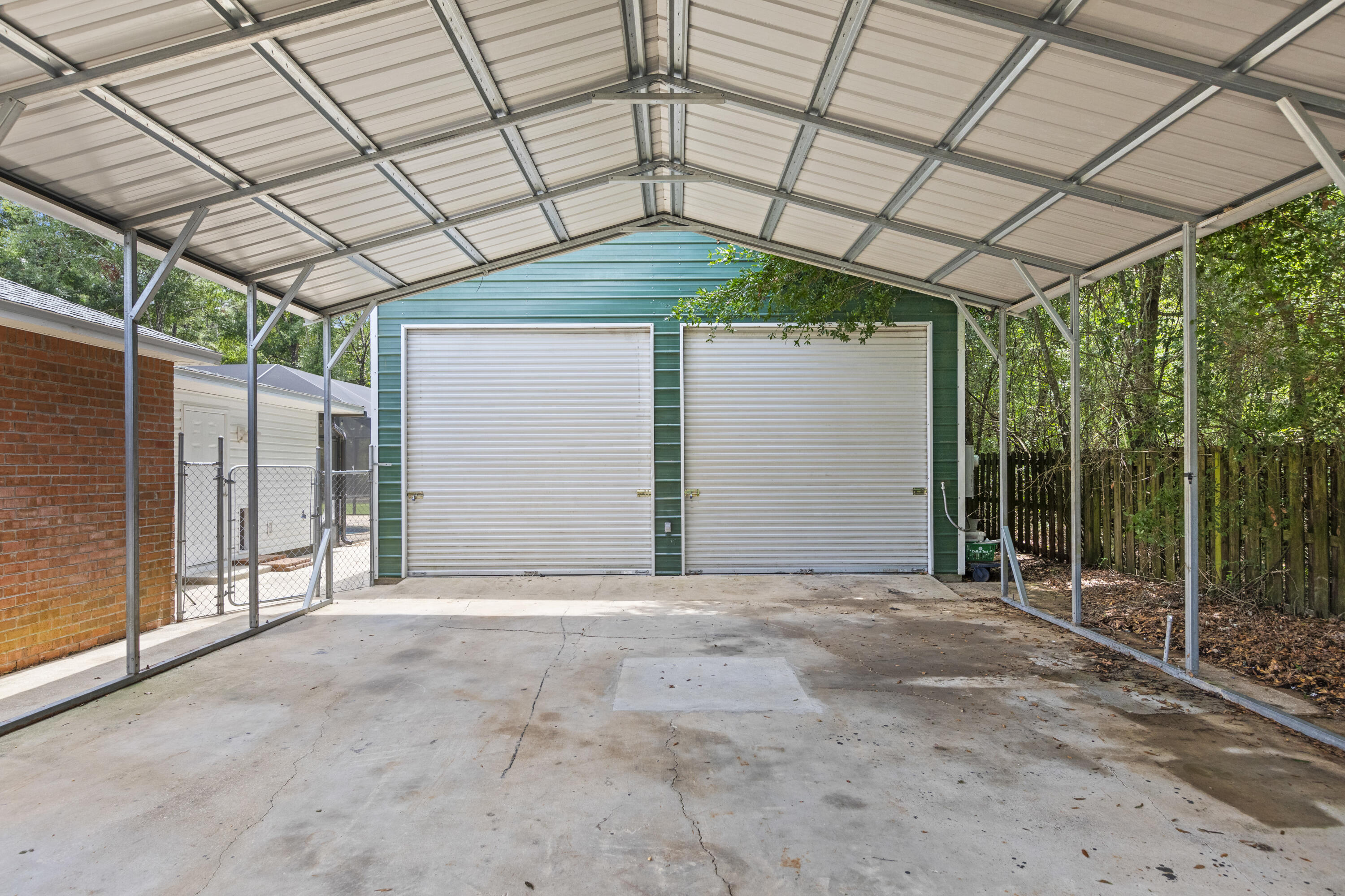 COUNTRYWOOD EST - Residential