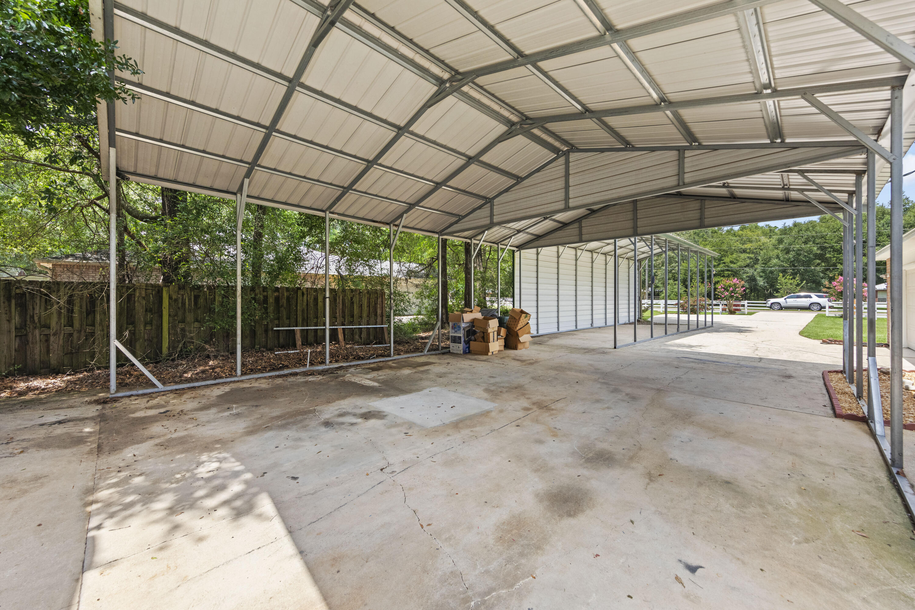 COUNTRYWOOD EST - Residential