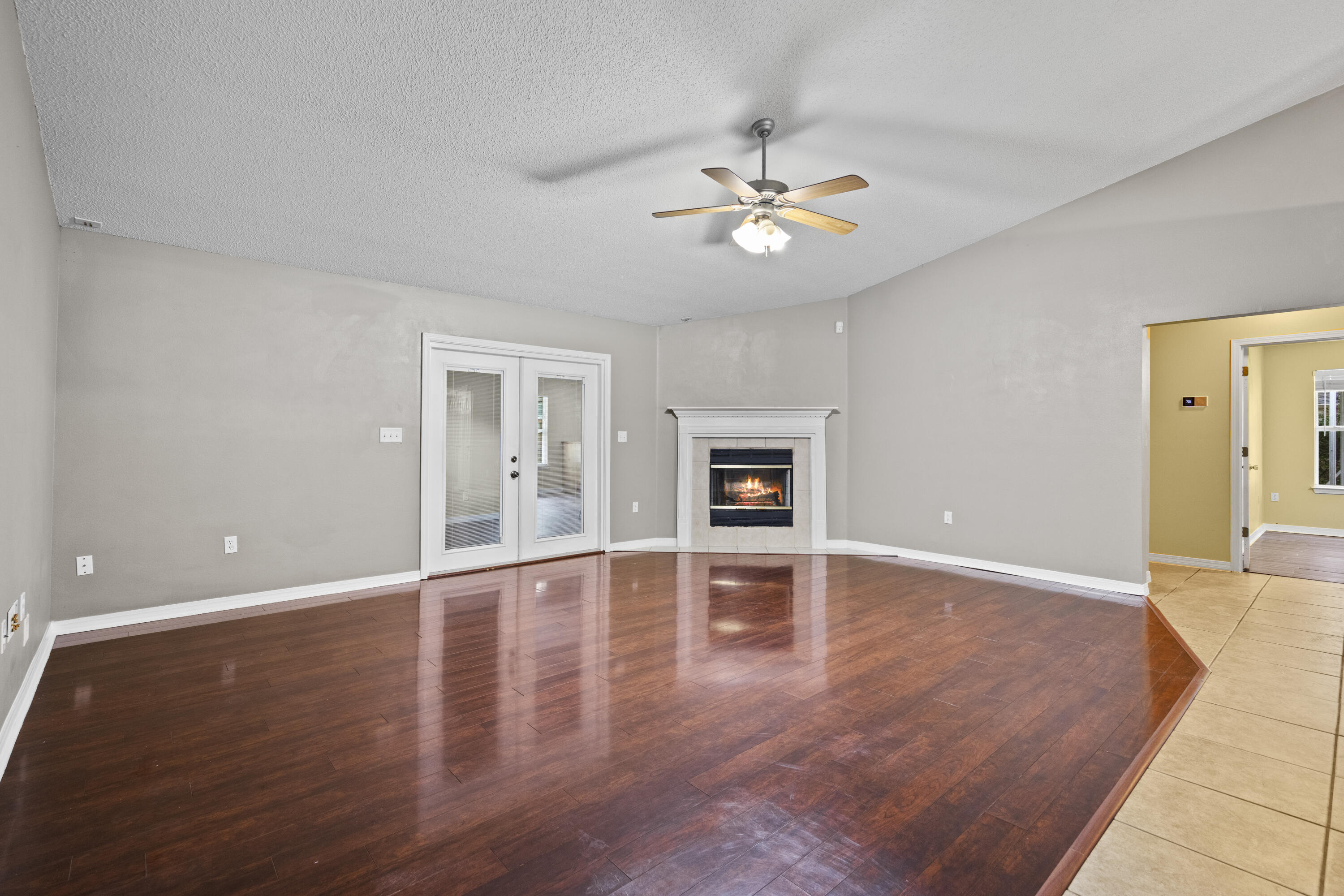 COUNTRYWOOD EST - Residential