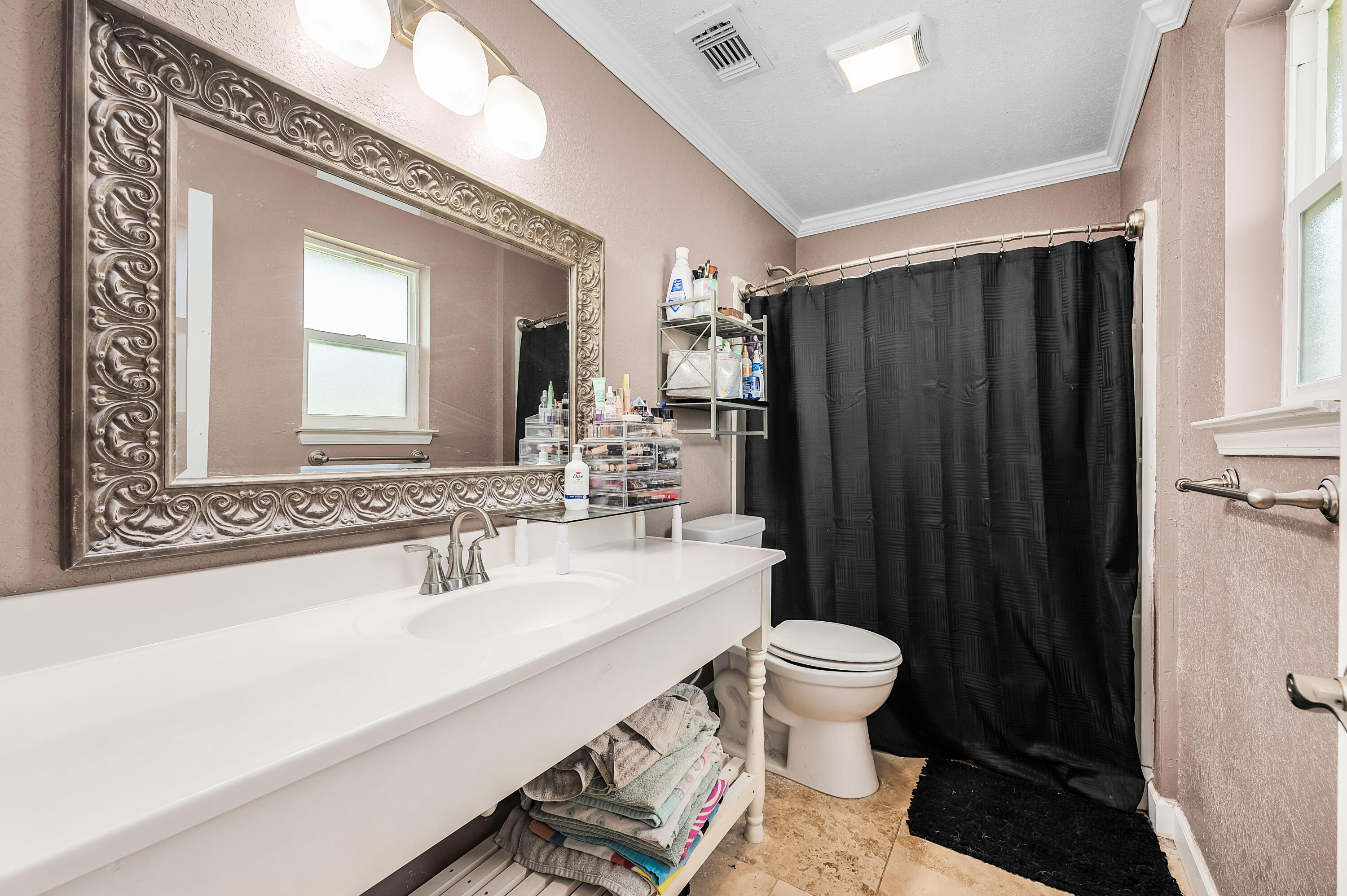 FOREST HILLS - Residential