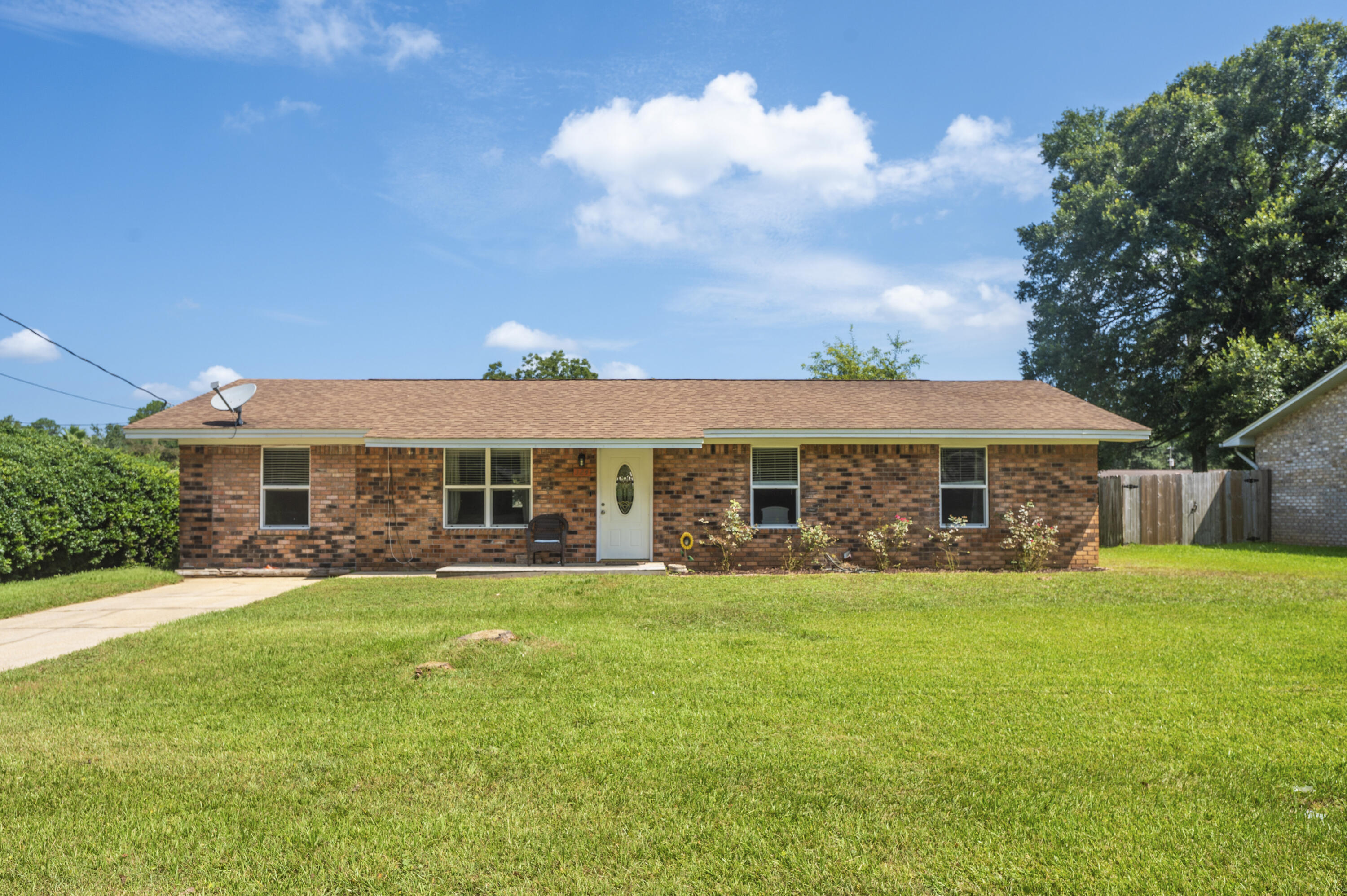 FOREST HILLS - Residential