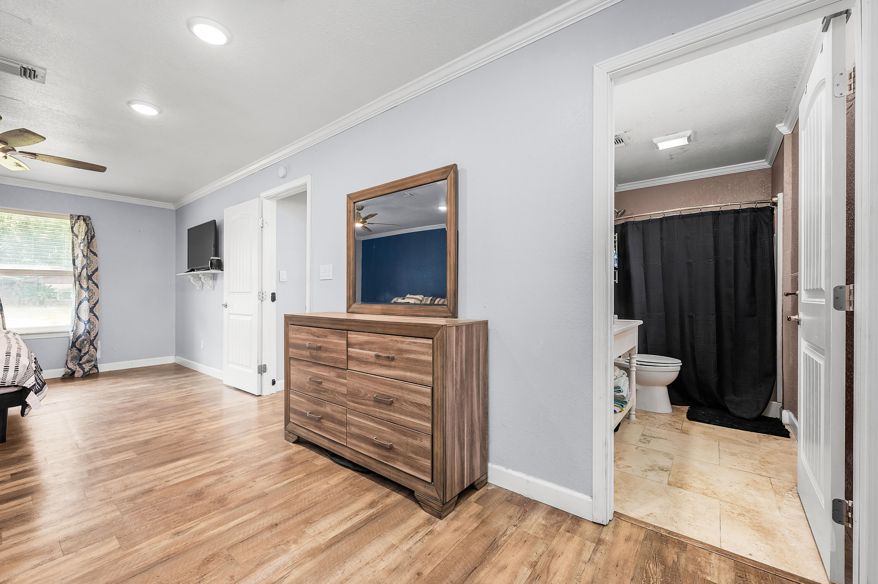 FOREST HILLS - Residential