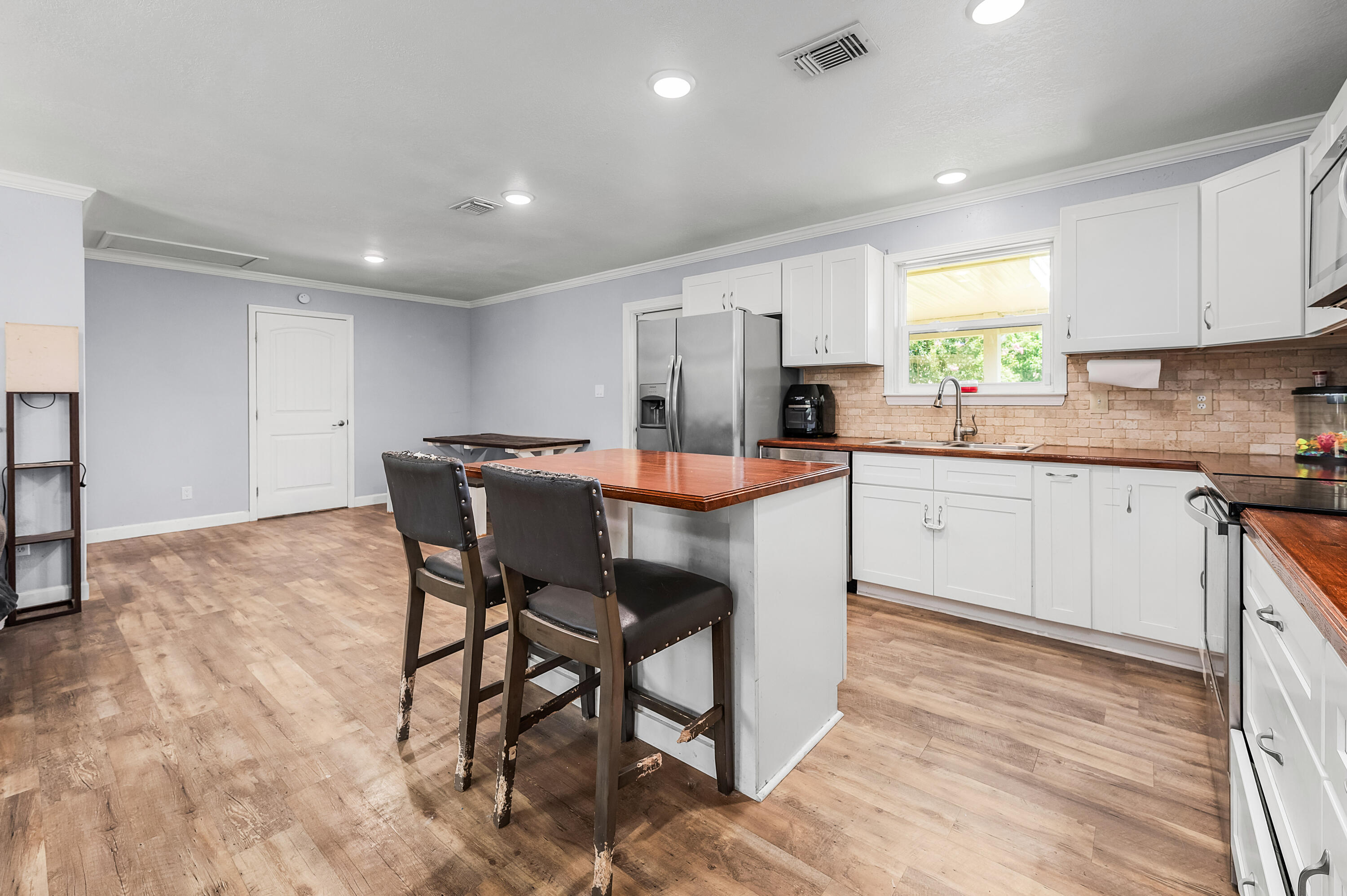 FOREST HILLS - Residential