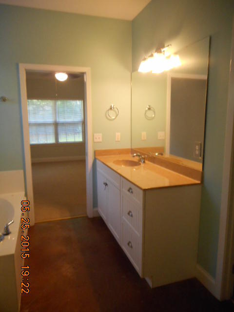 ELLIOTTS POINT 6TH ADDN - Residential Lease