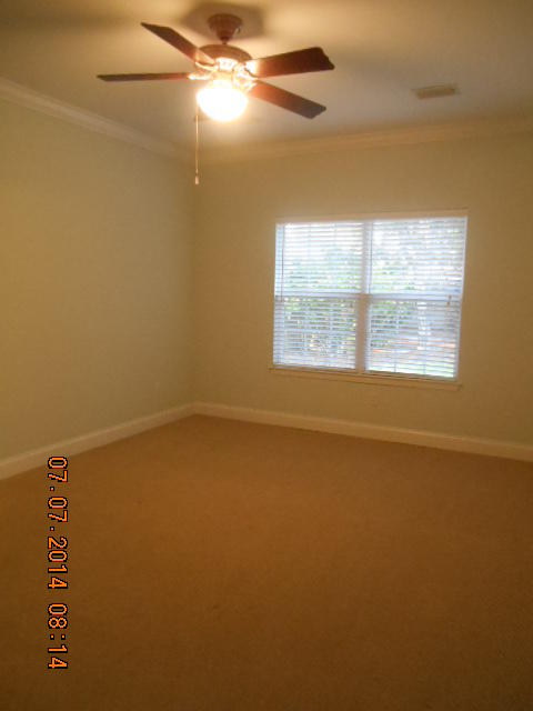 ELLIOTTS POINT 6TH ADDN - Residential Lease