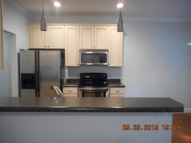 ELLIOTTS POINT 6TH ADDN - Residential Lease