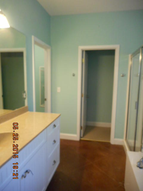 ELLIOTTS POINT 6TH ADDN - Residential Lease