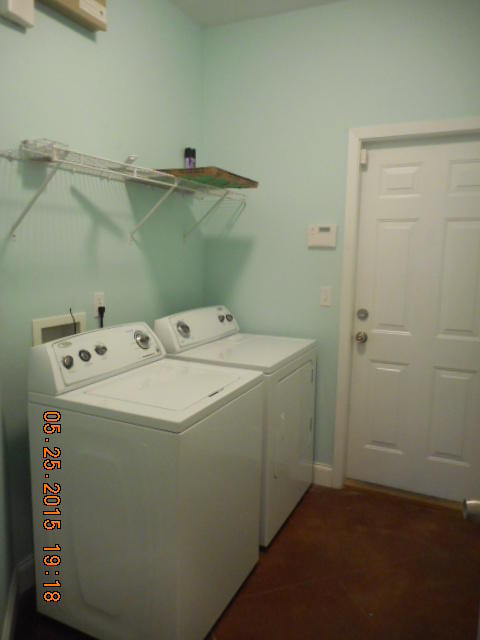 ELLIOTTS POINT 6TH ADDN - Residential Lease