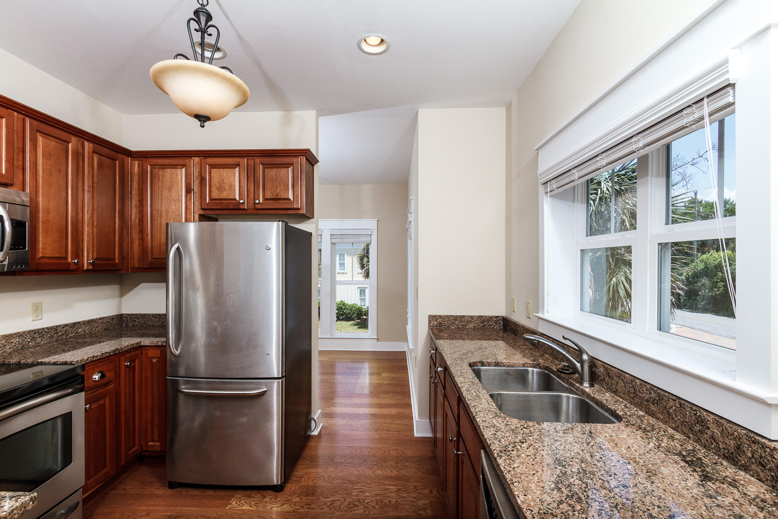 SATINWOOD PLACE - Residential