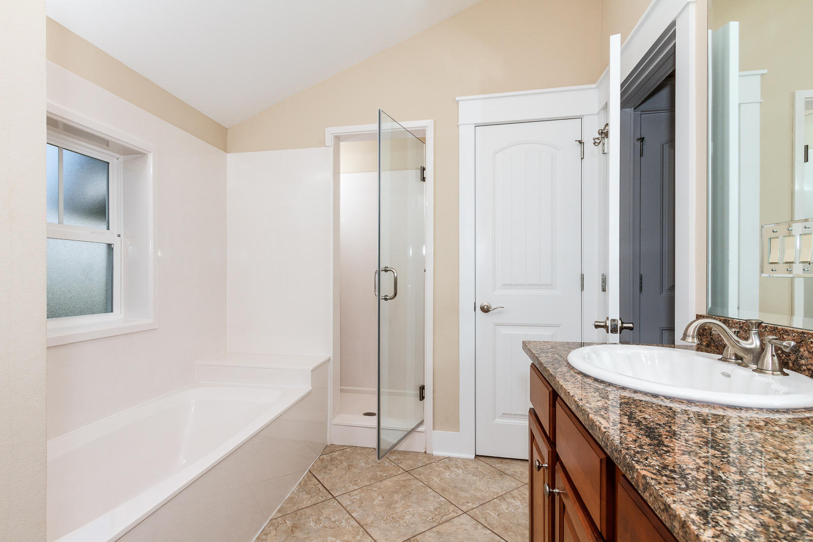 SATINWOOD PLACE - Residential