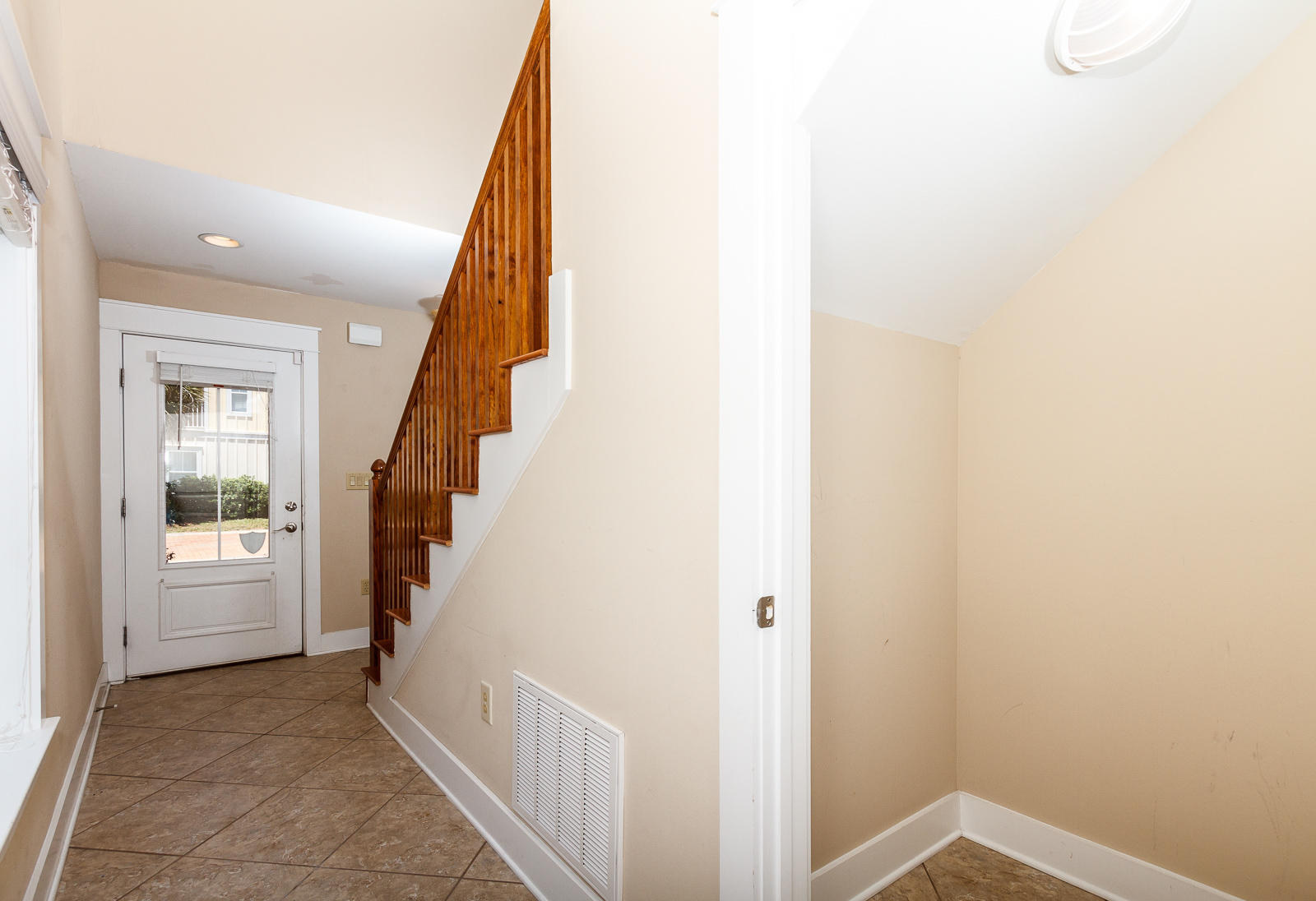 SATINWOOD PLACE - Residential