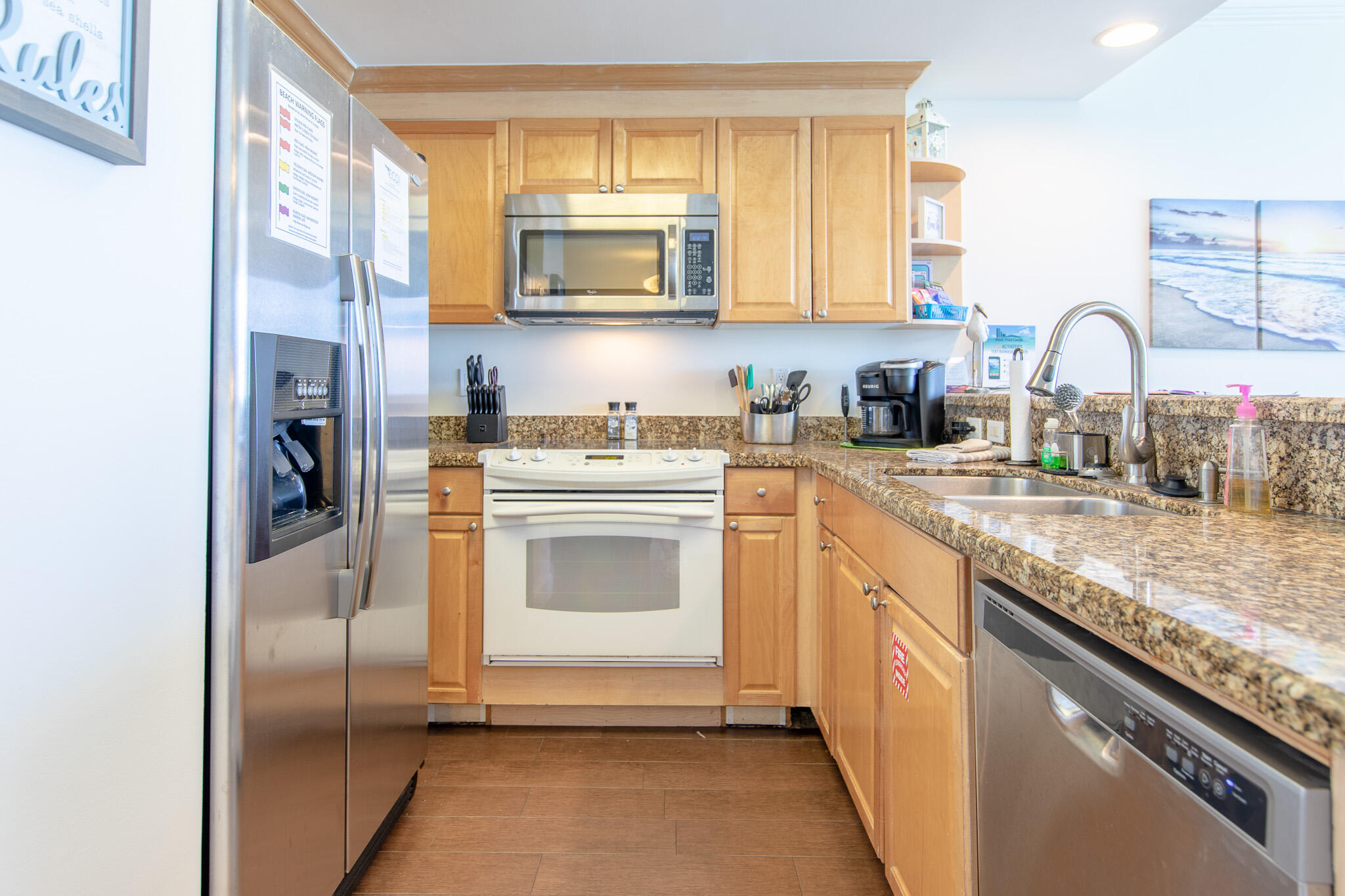 BOARDWALK CONDO - Residential