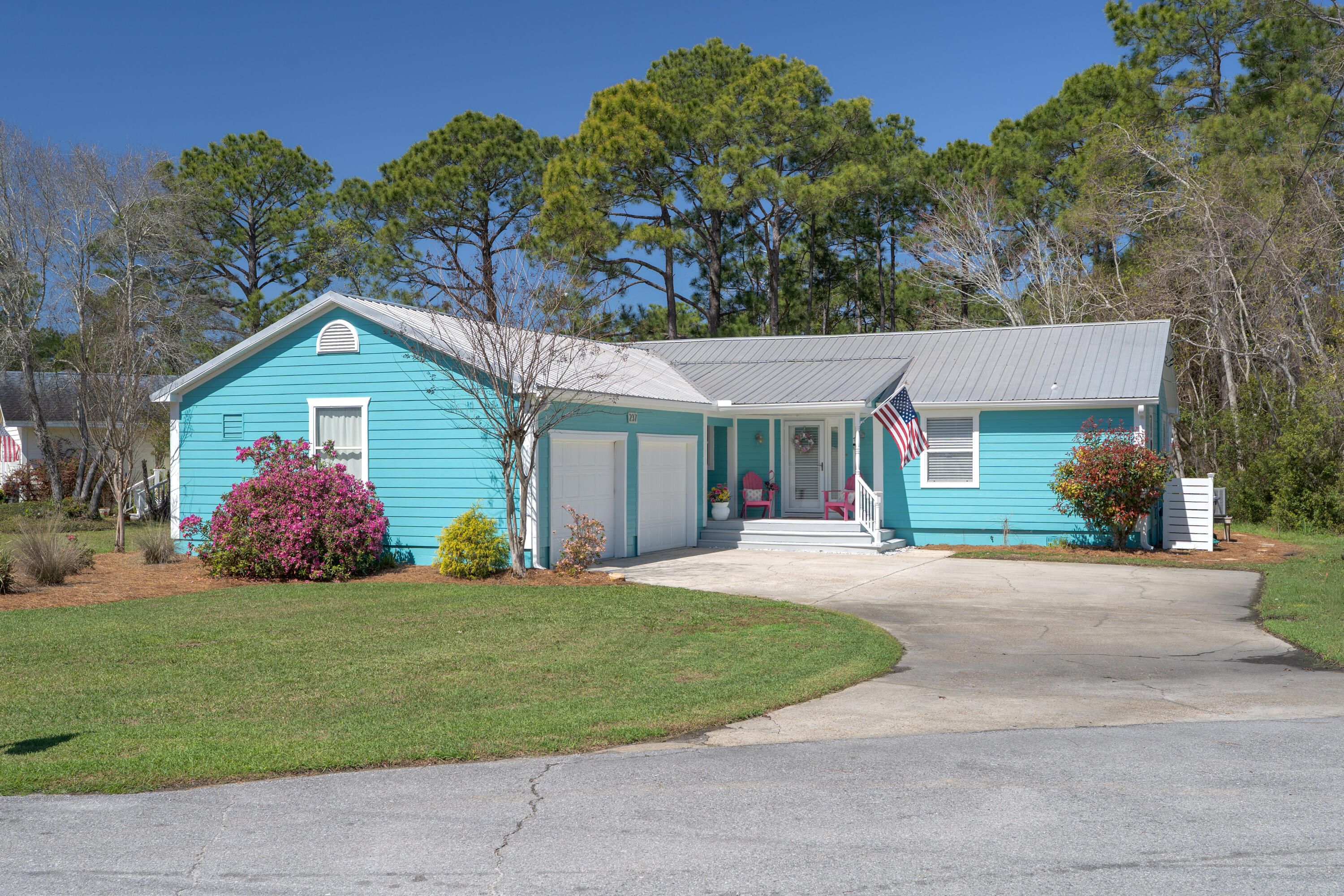 MONARCH ESTATES - Residential