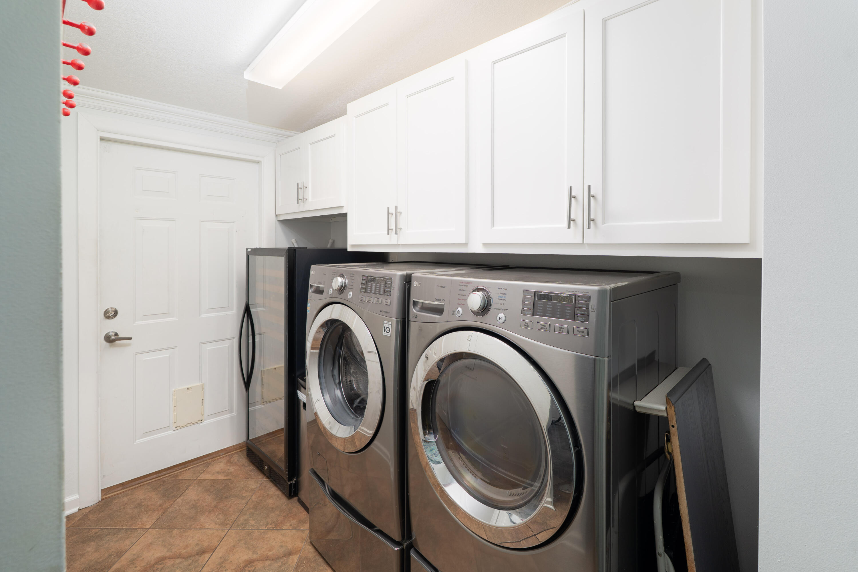 MONARCH ESTATES - Residential