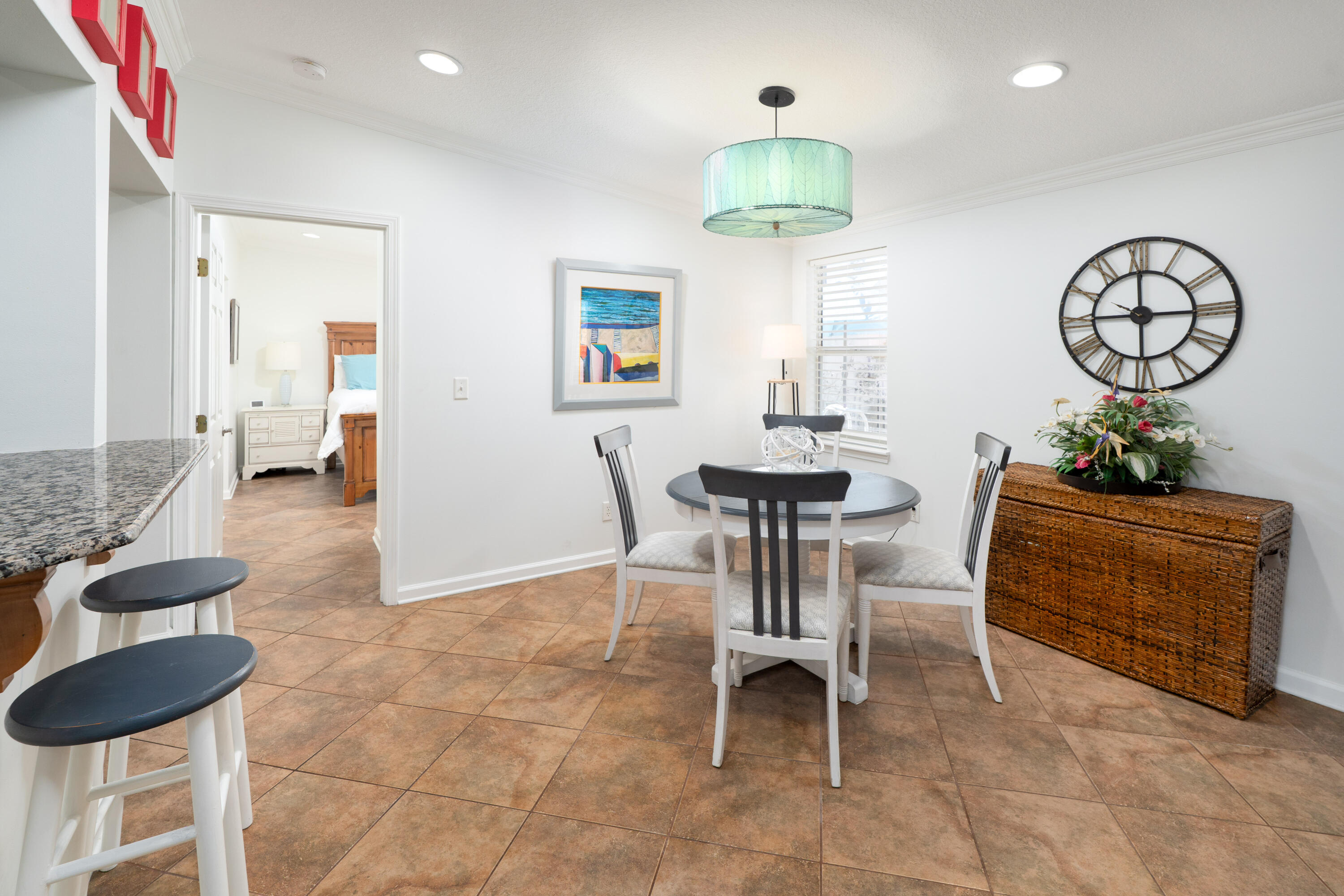 MONARCH ESTATES - Residential