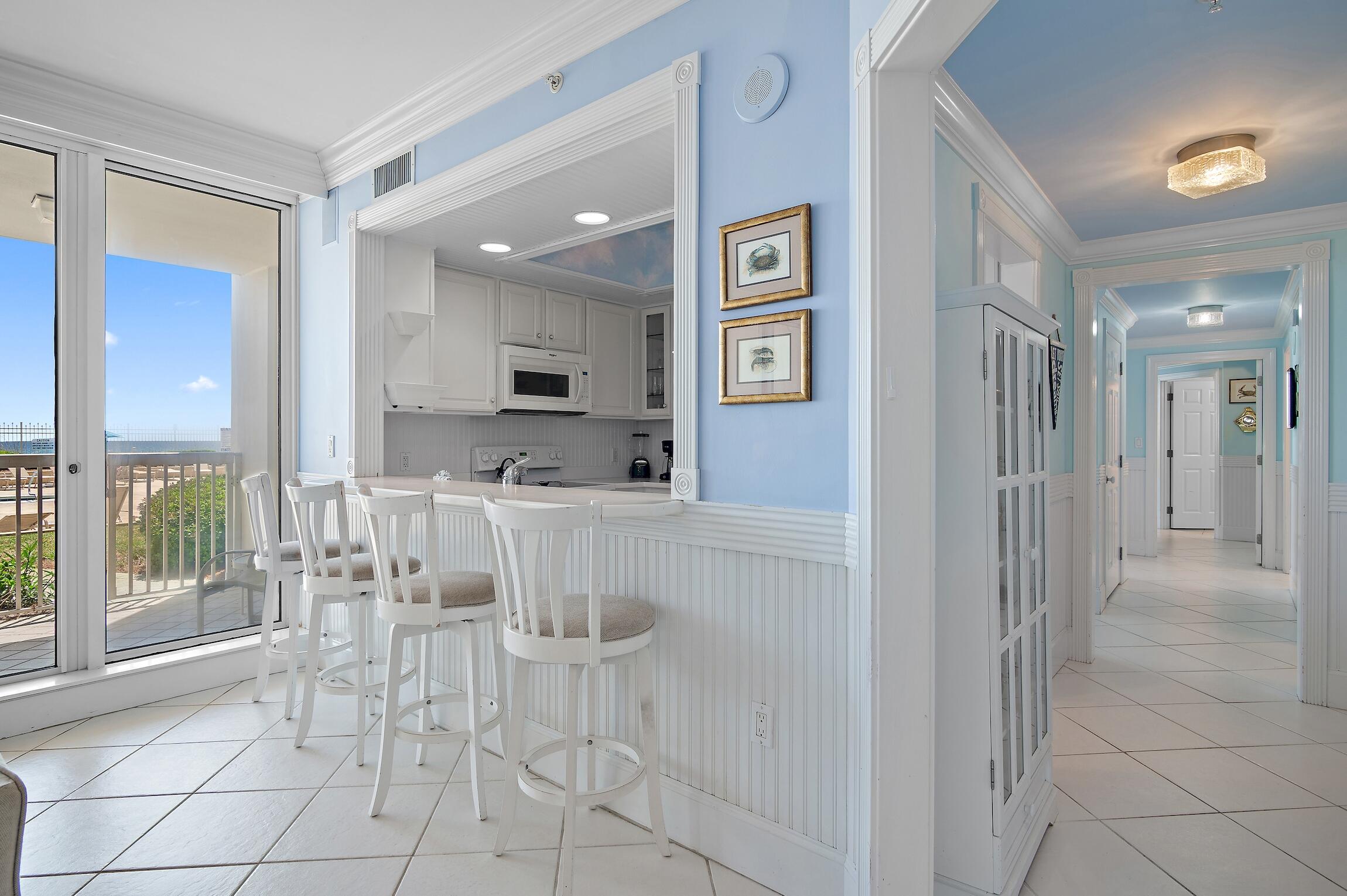 SILVER BEACH TOWERS - Residential