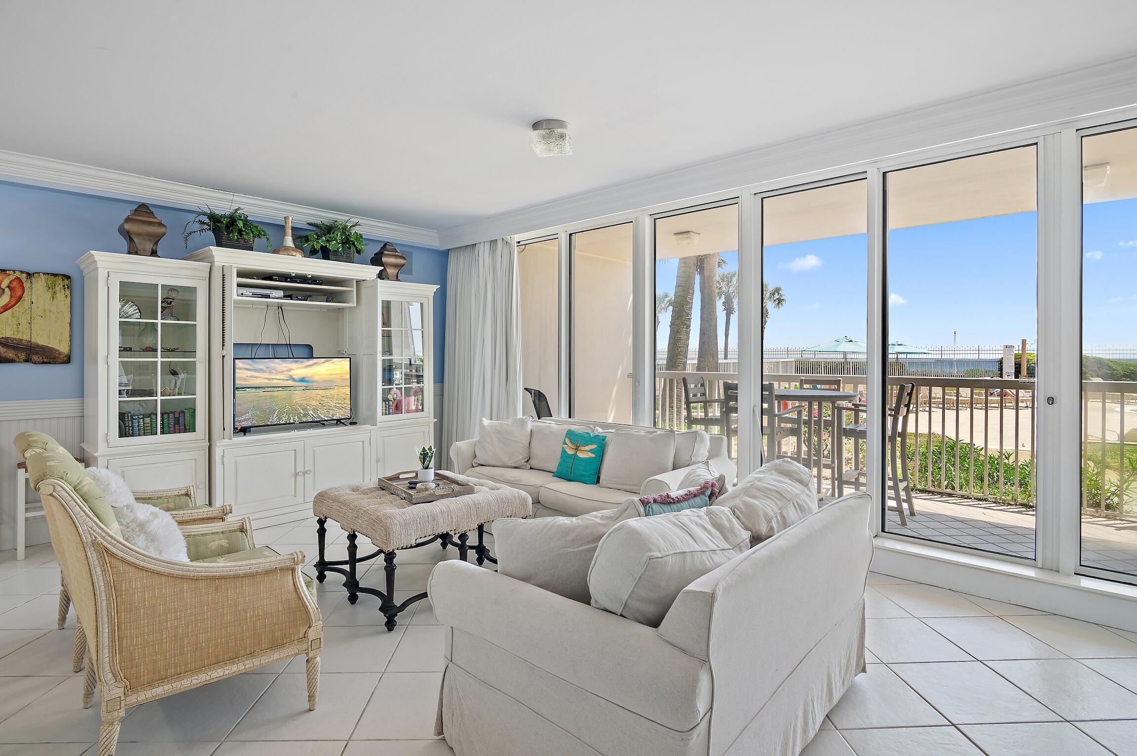 SILVER BEACH TOWERS - Residential