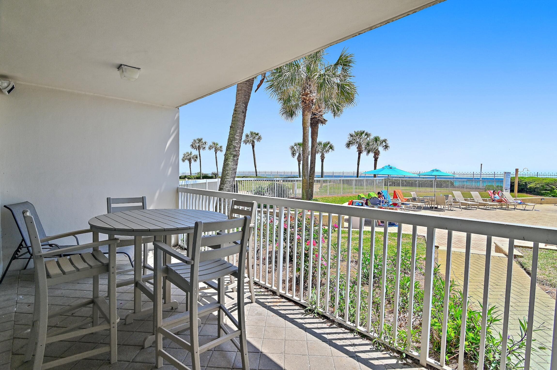 SILVER BEACH TOWERS - Residential