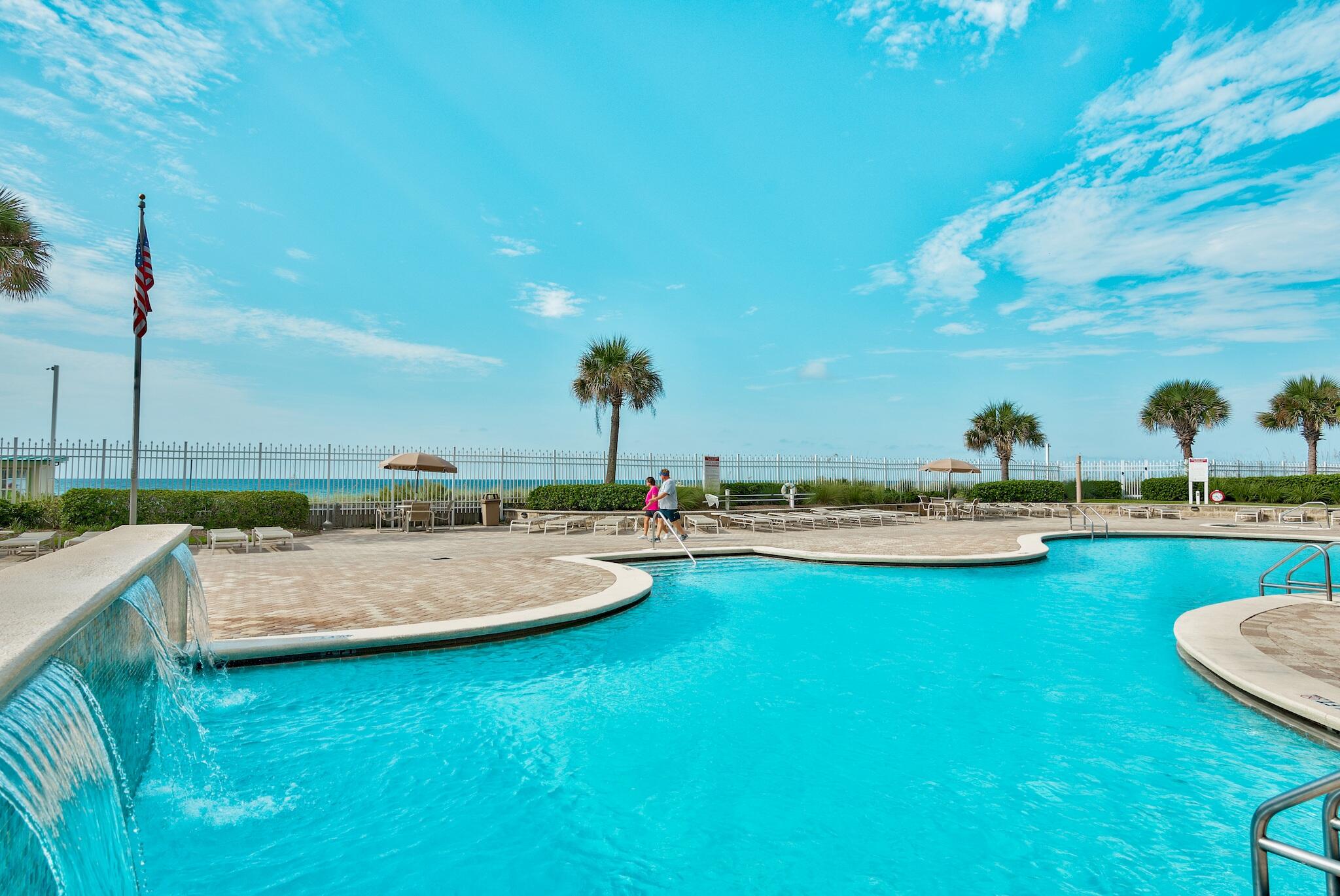 SILVER BEACH TOWERS - Residential