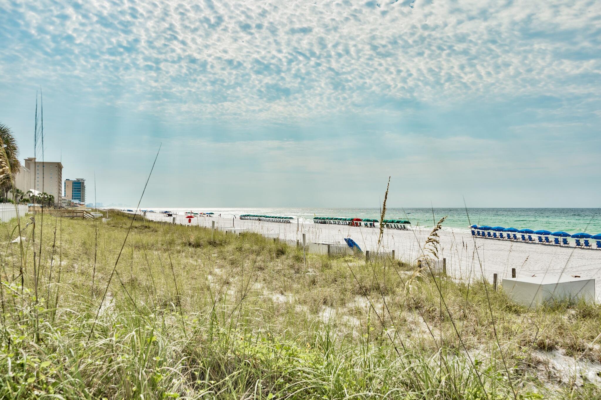 SILVER BEACH TOWERS - Residential