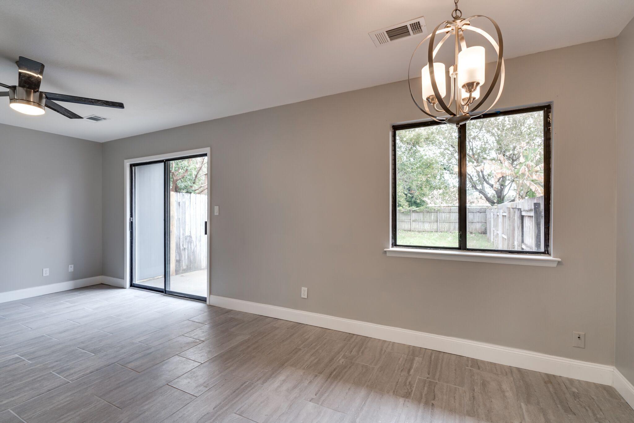 PINE RIDGE TRACE RE/SUB - Residential