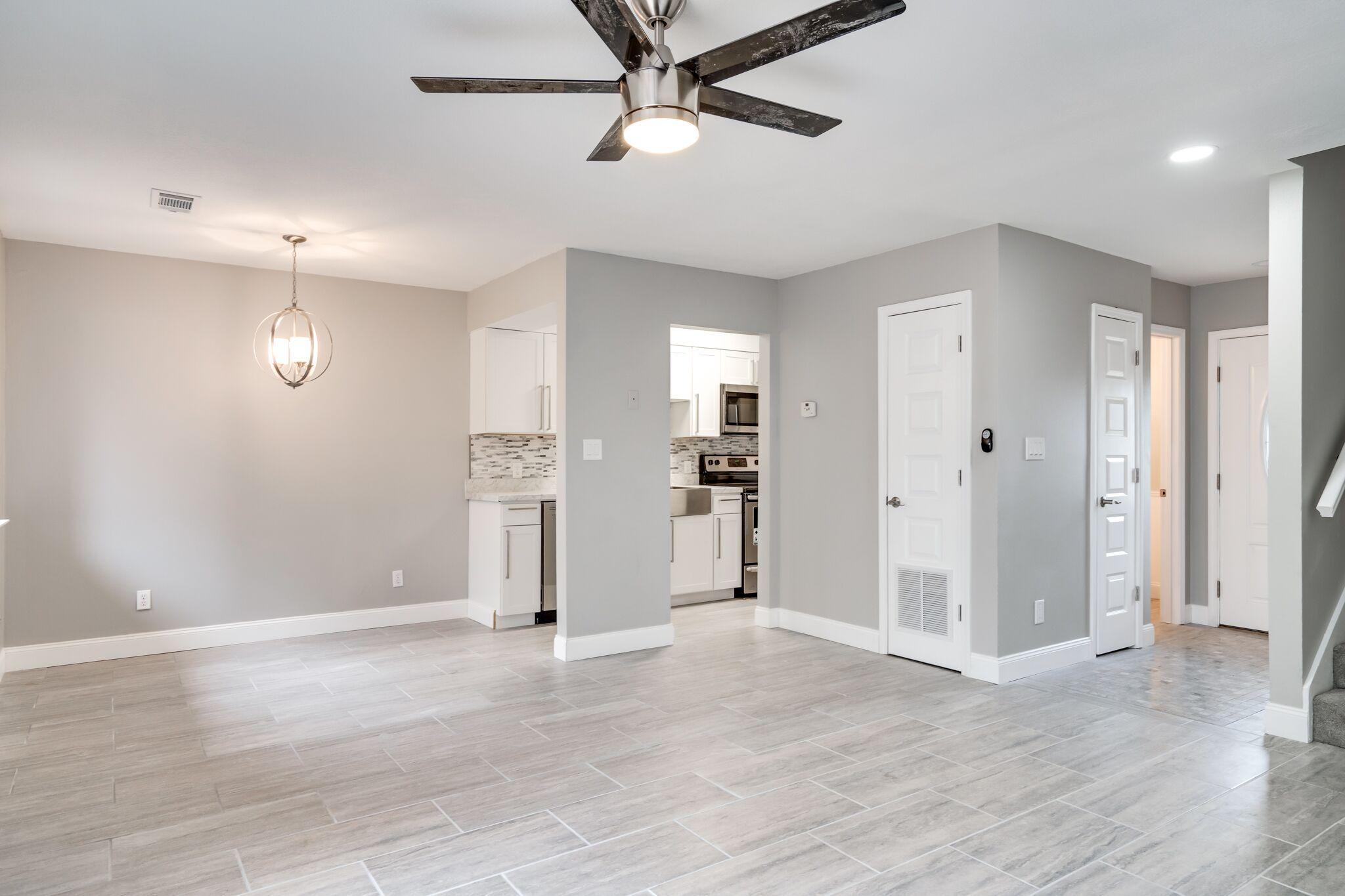 PINE RIDGE TRACE RE/SUB - Residential