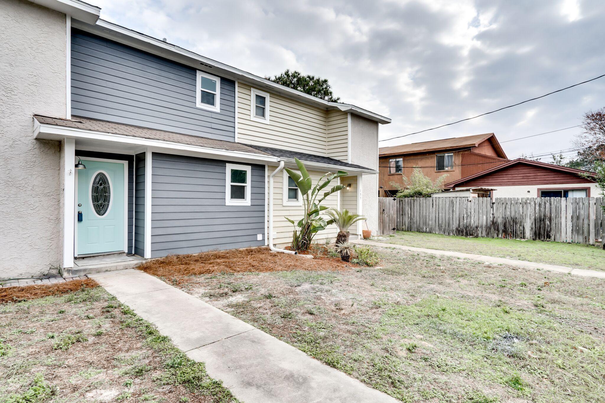 PINE RIDGE TRACE RE/SUB - Residential