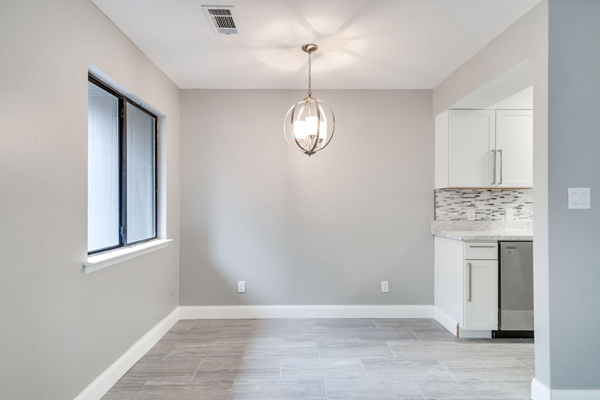 PINE RIDGE TRACE RE/SUB - Residential