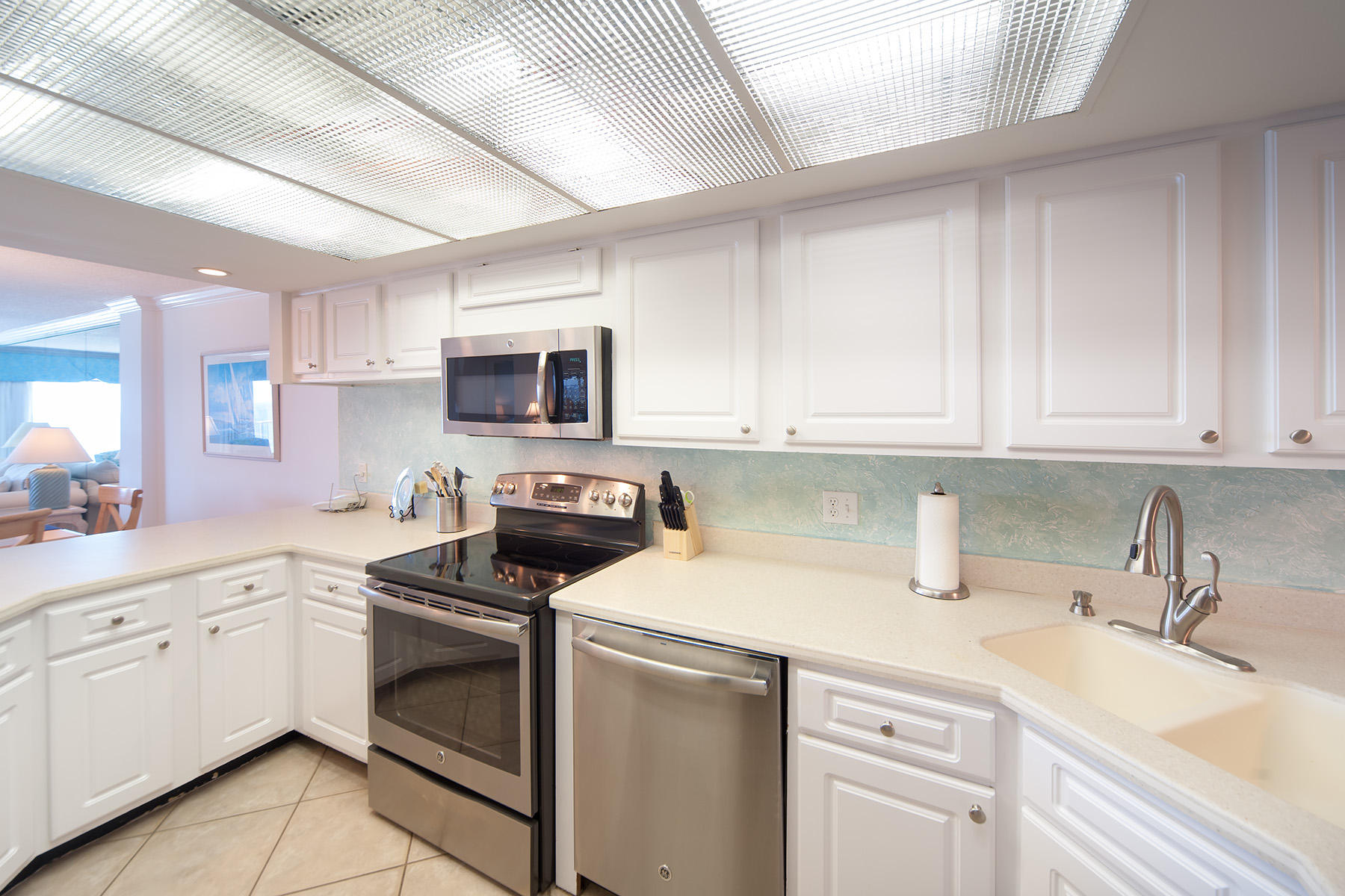 INLET REEF CLUB CONDO - Residential