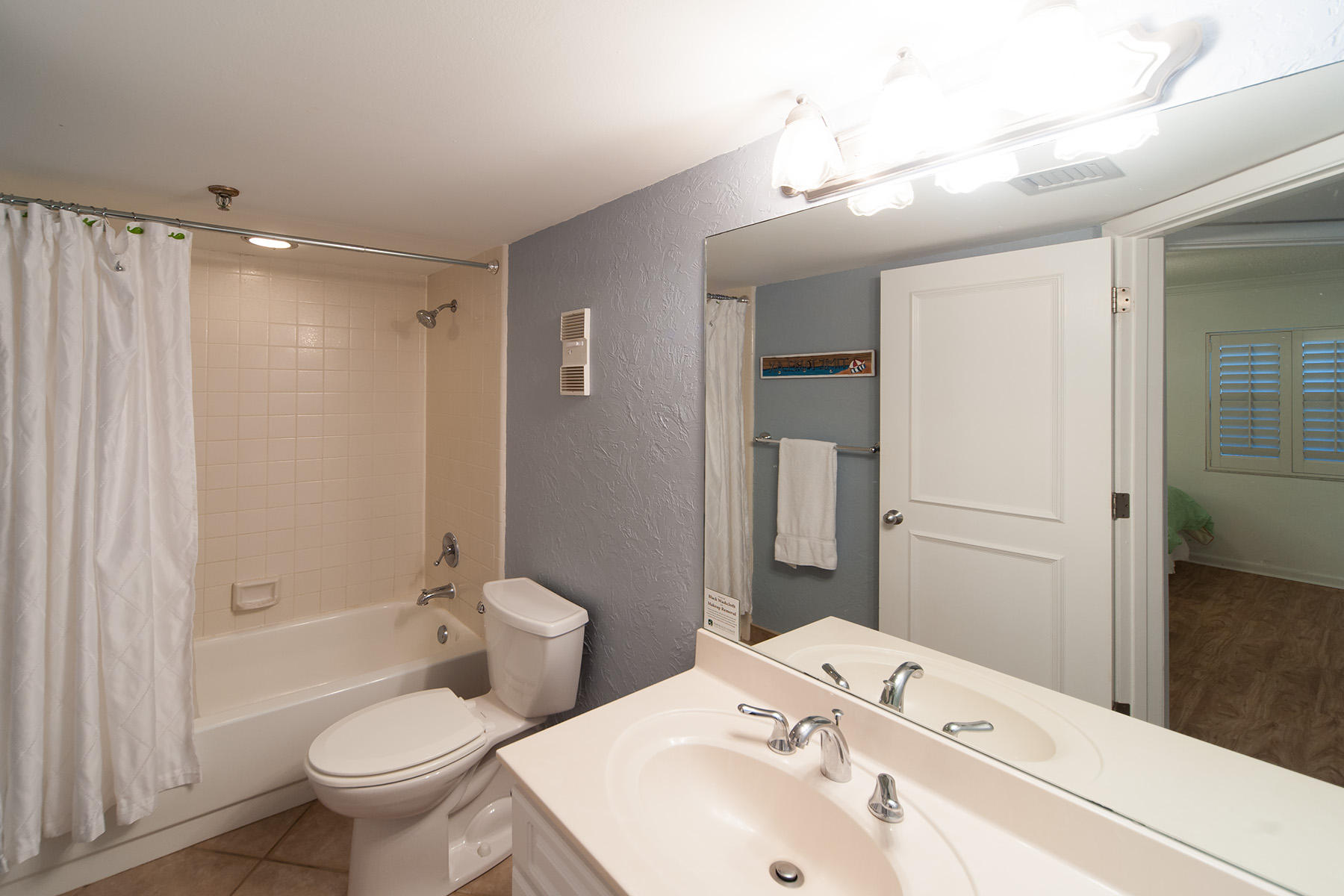 INLET REEF CLUB CONDO - Residential