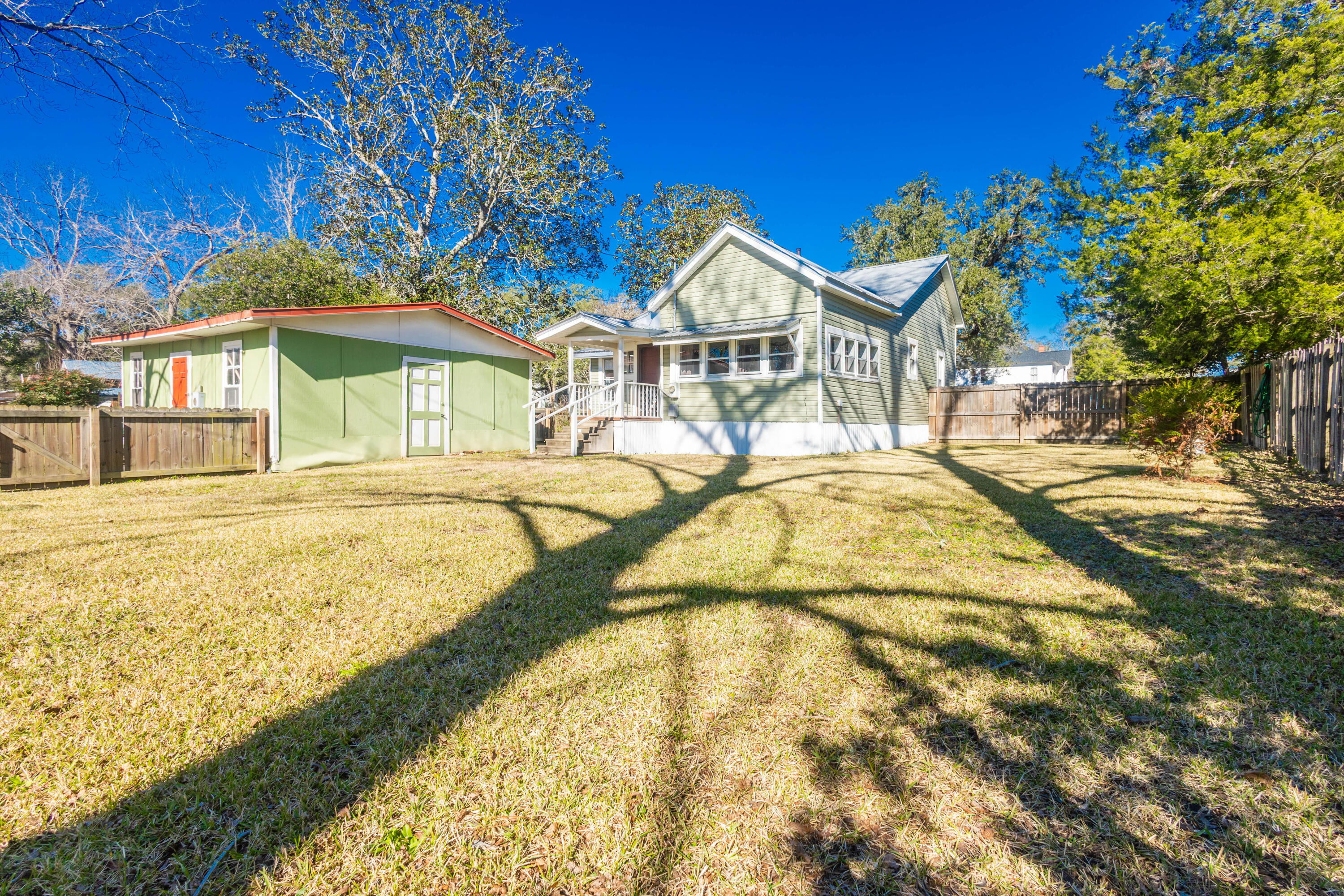 Lockhart - Residential