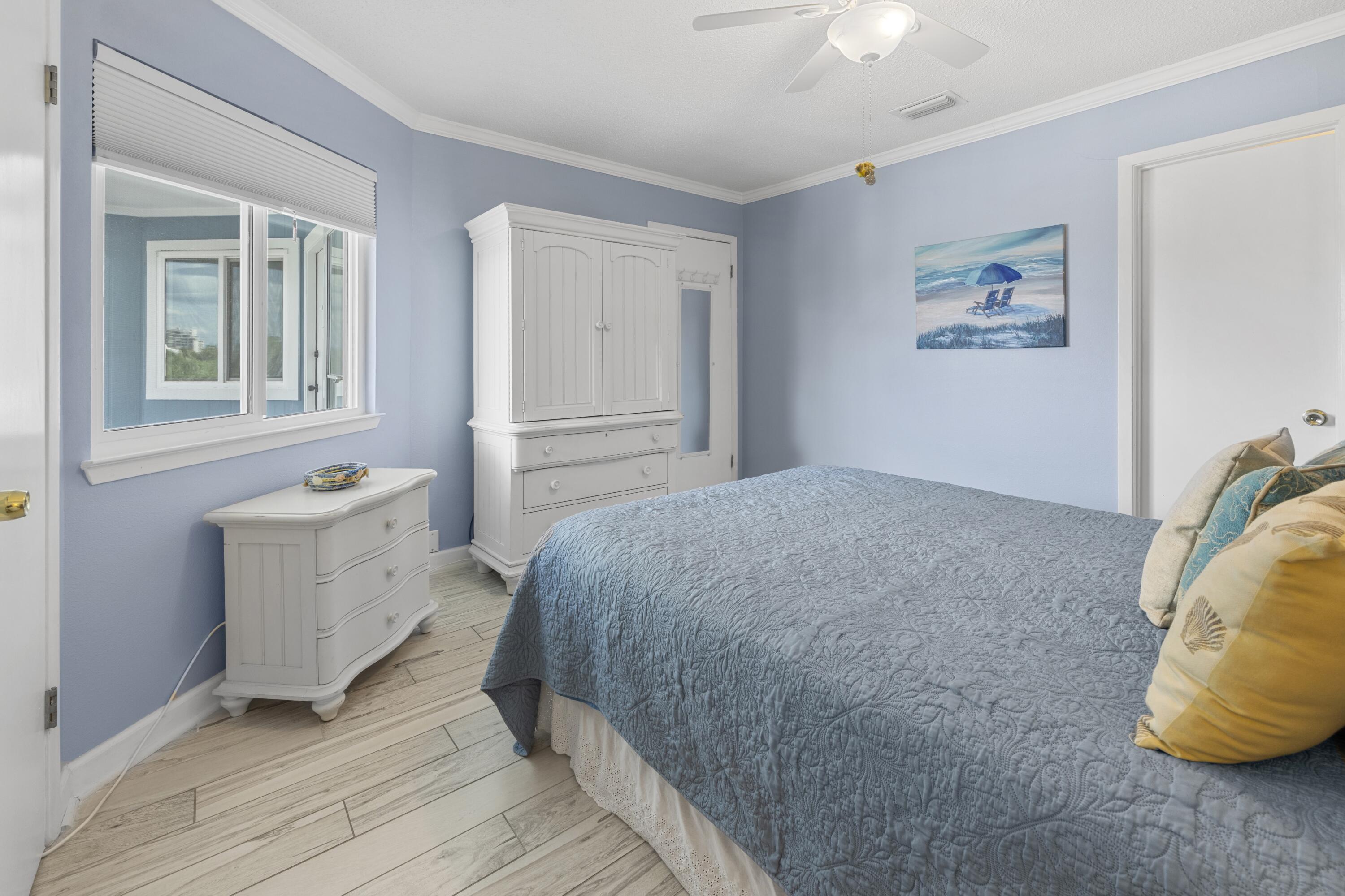 ISLAND SANDS CONDO - Residential