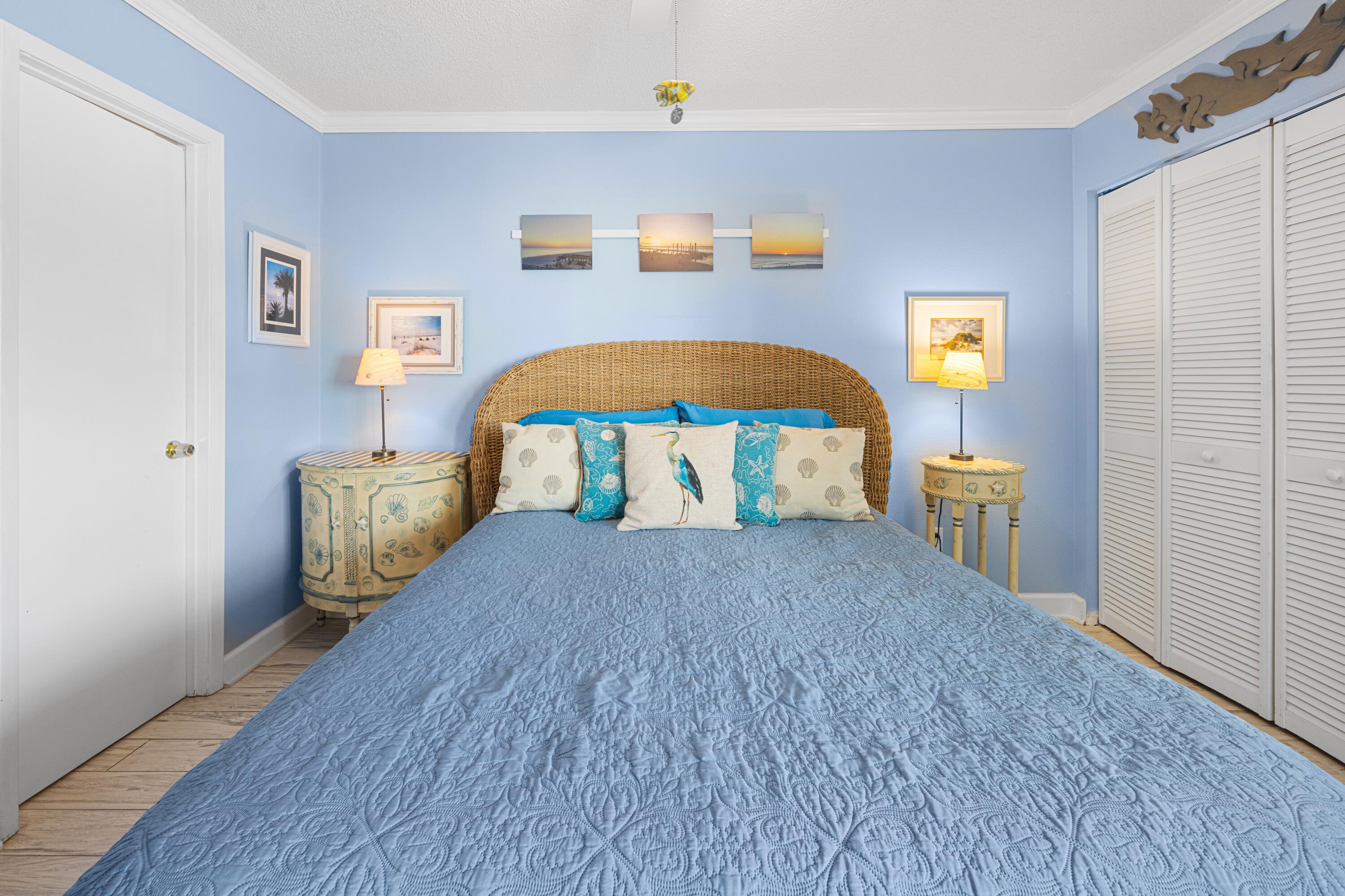 ISLAND SANDS CONDO - Residential