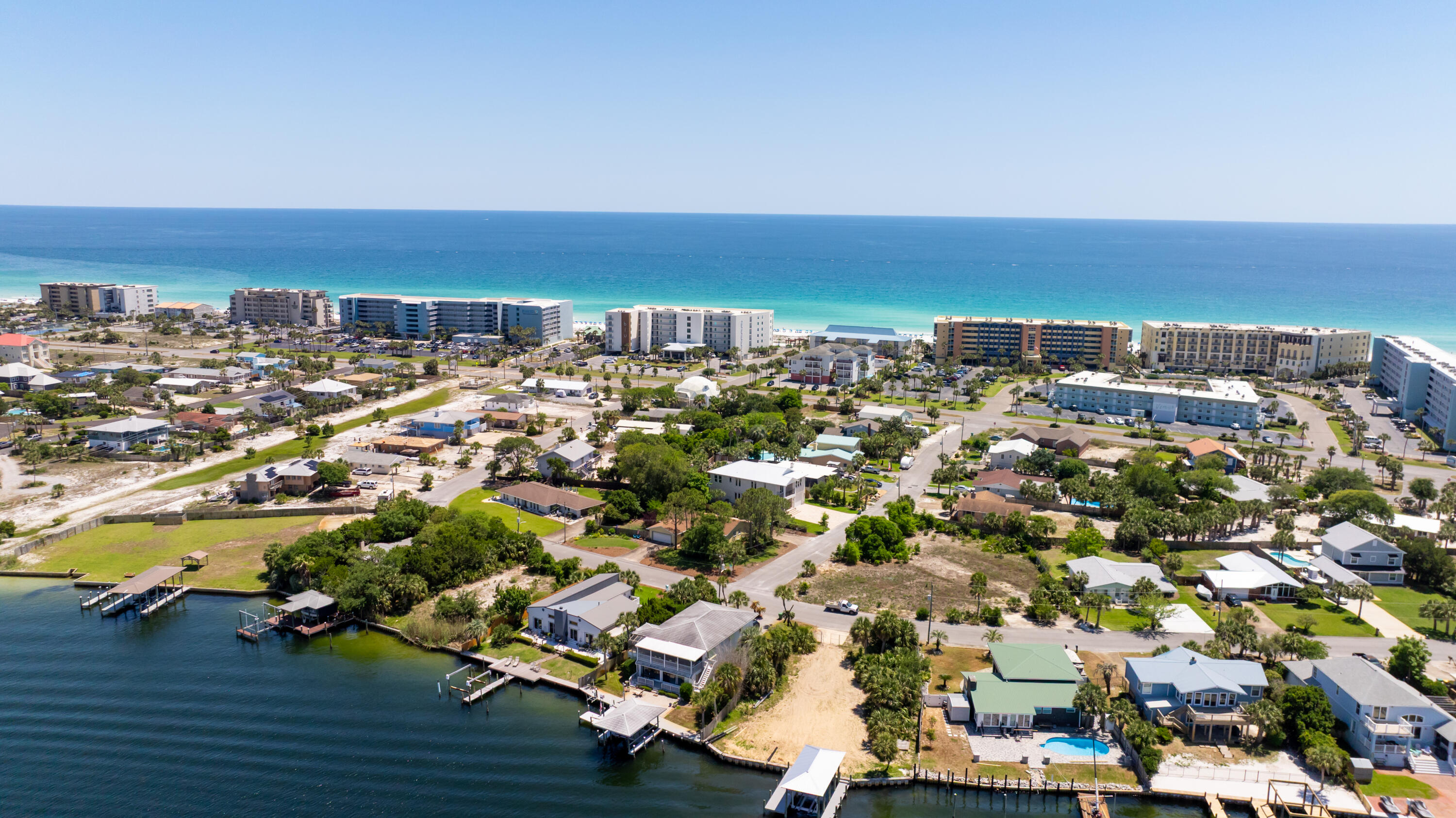 ISLAND SANDS CONDO - Residential