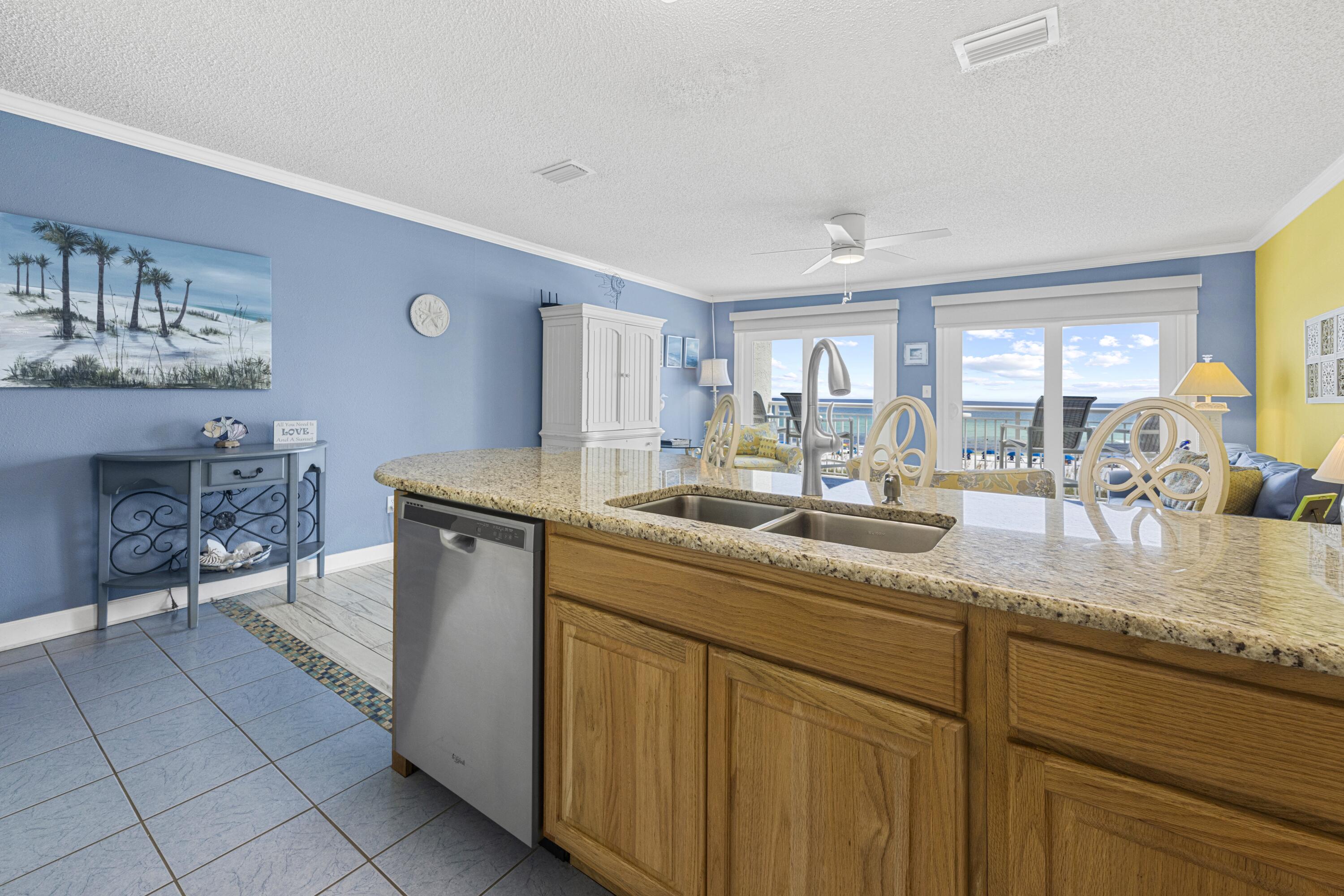 ISLAND SANDS CONDO - Residential
