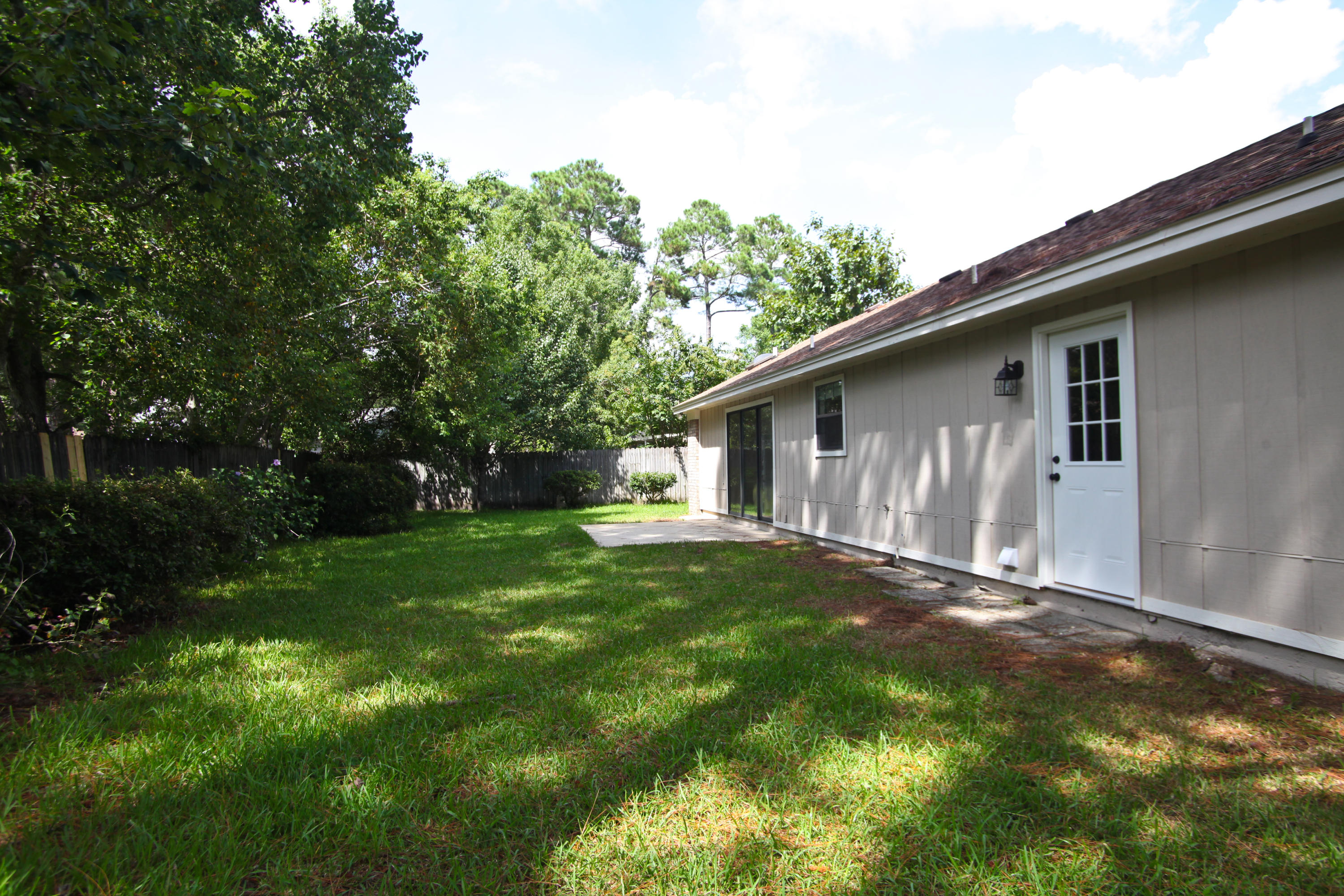 PINE MEADOWS - Residential