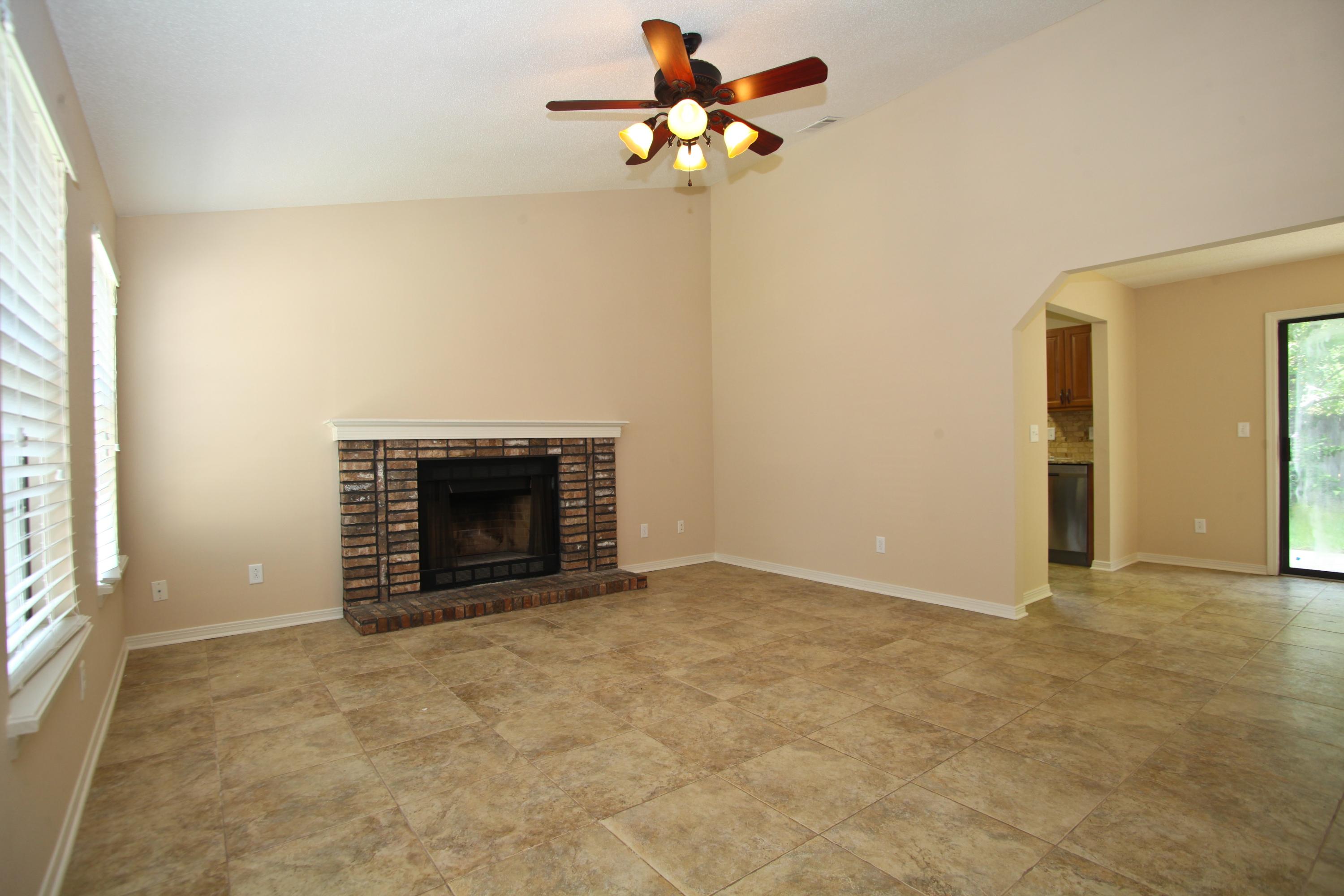 PINE MEADOWS - Residential