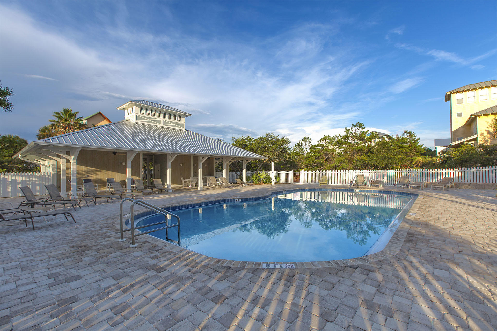 OLD FLORIDA BEACH - Residential