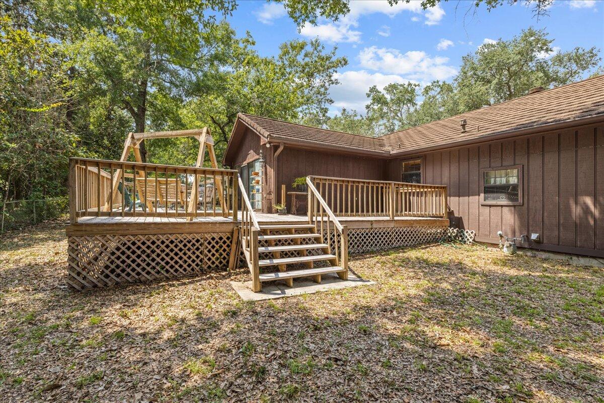 CREEKSIDE - Residential