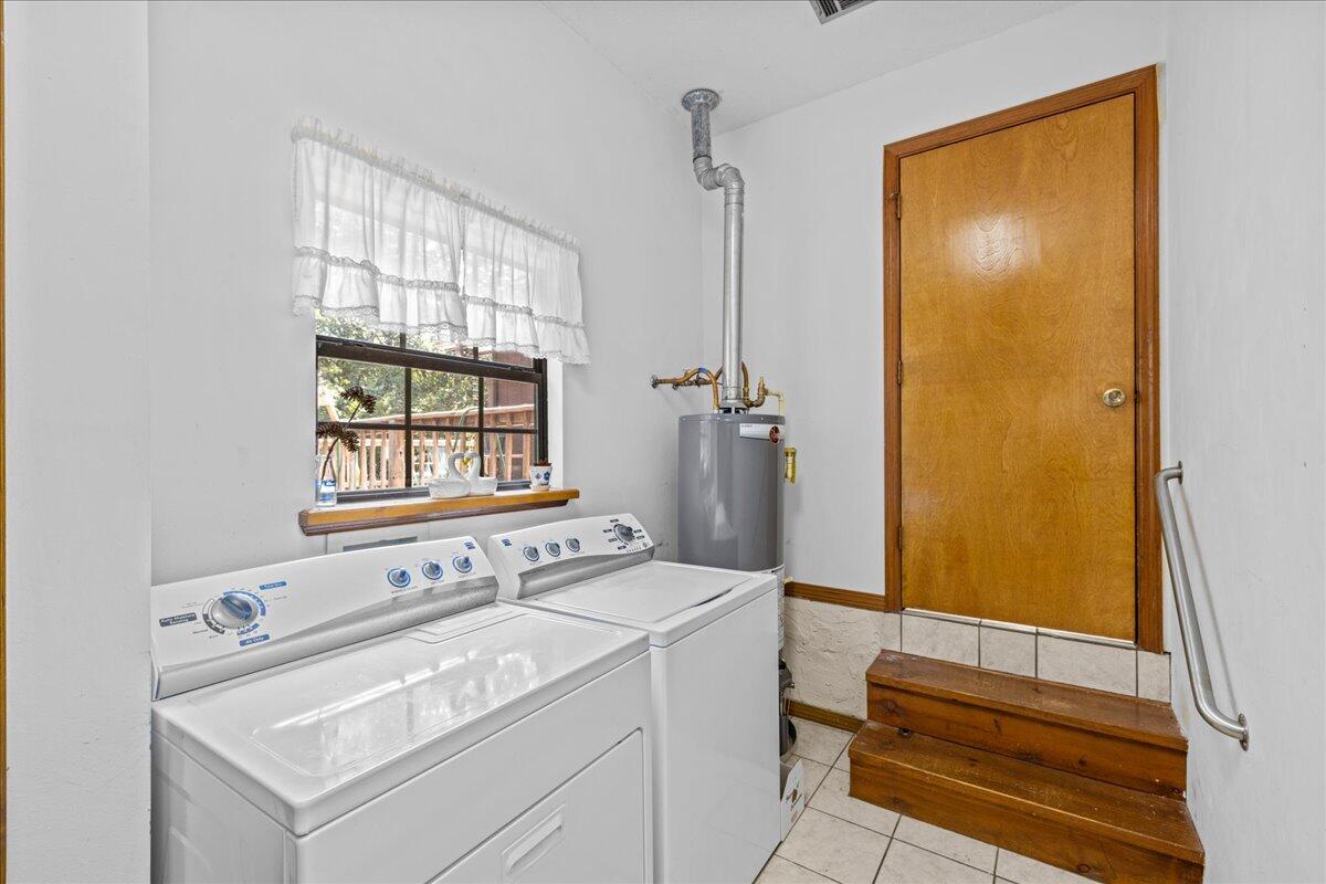 CREEKSIDE - Residential