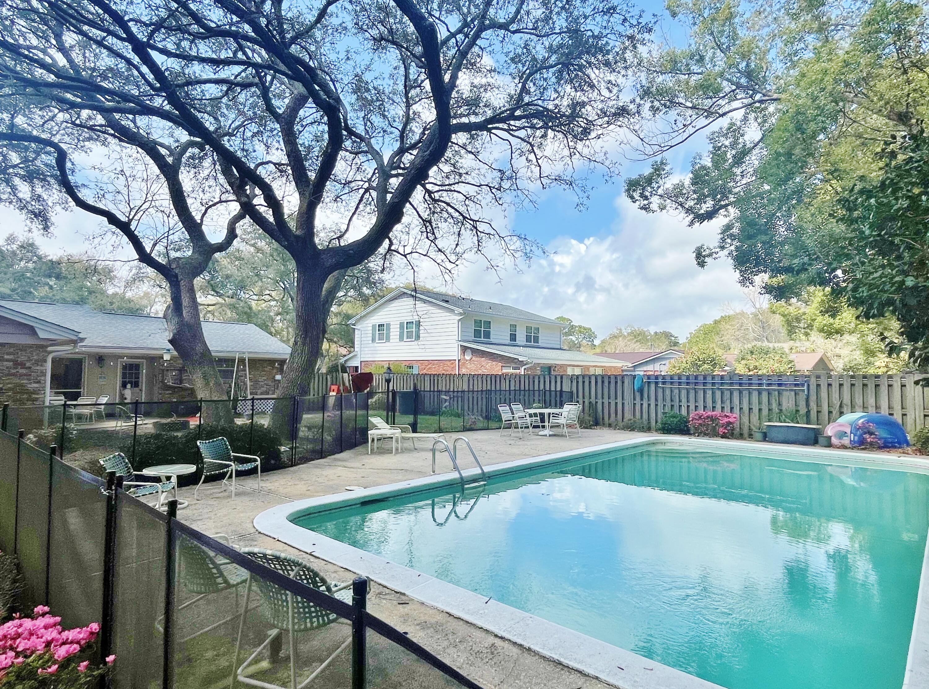 FOREST PARK - Residential