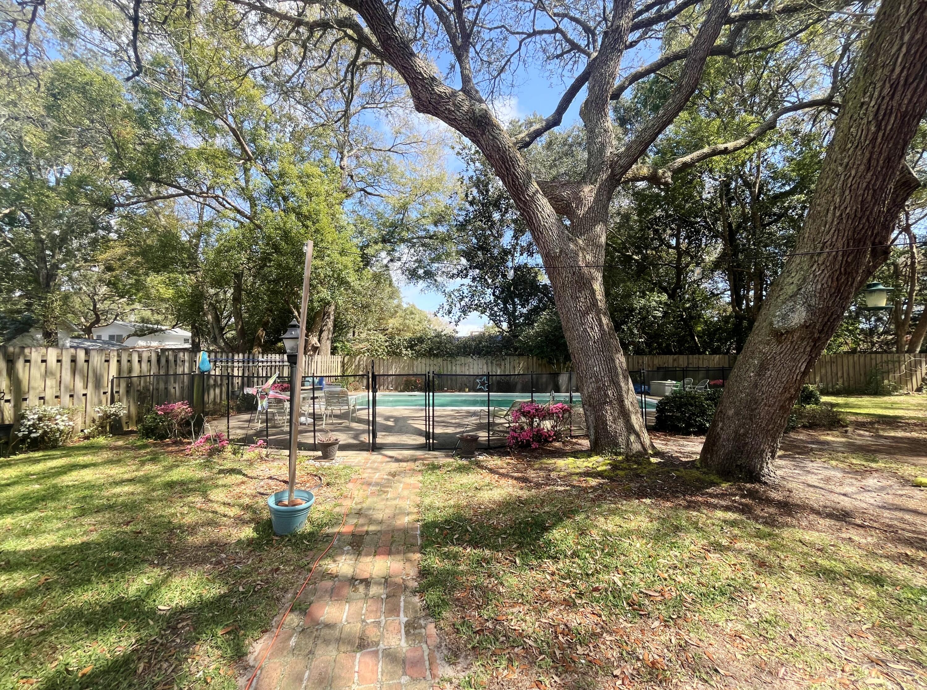 FOREST PARK - Residential