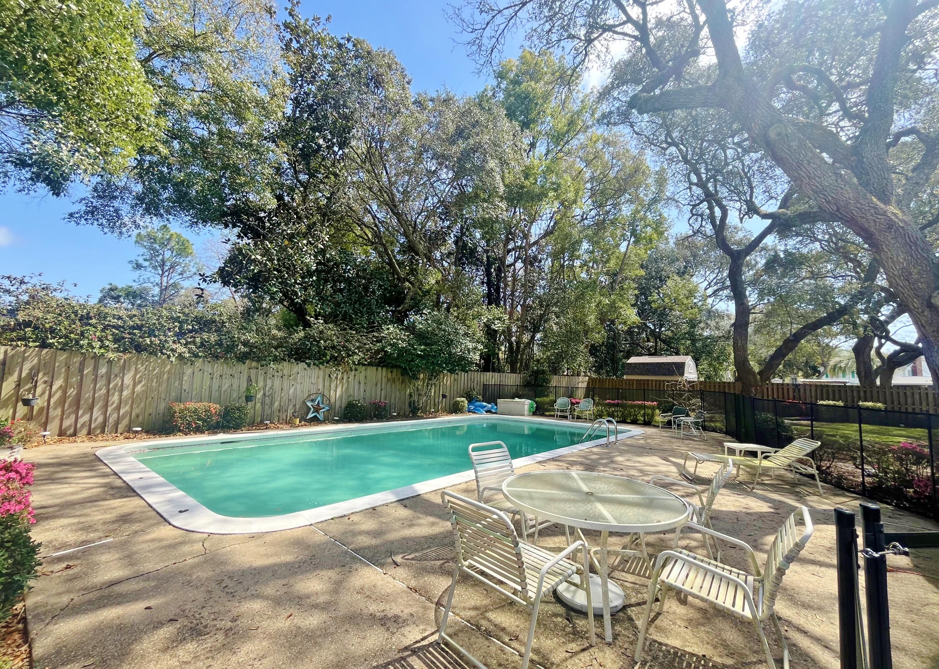 FOREST PARK - Residential