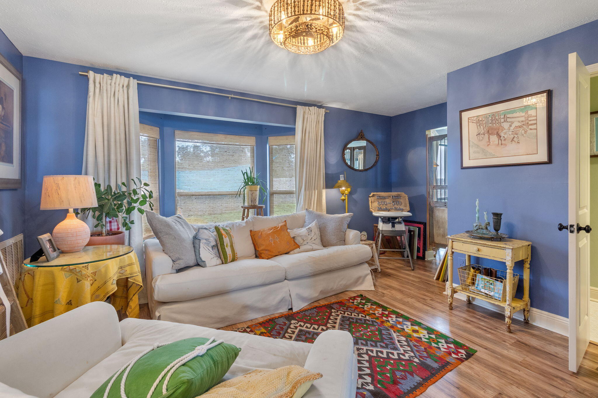 BAY PARK MANOR THE - Residential