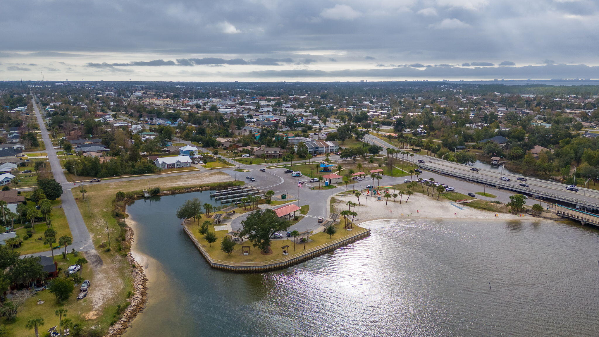BAY PARK MANOR THE - Residential